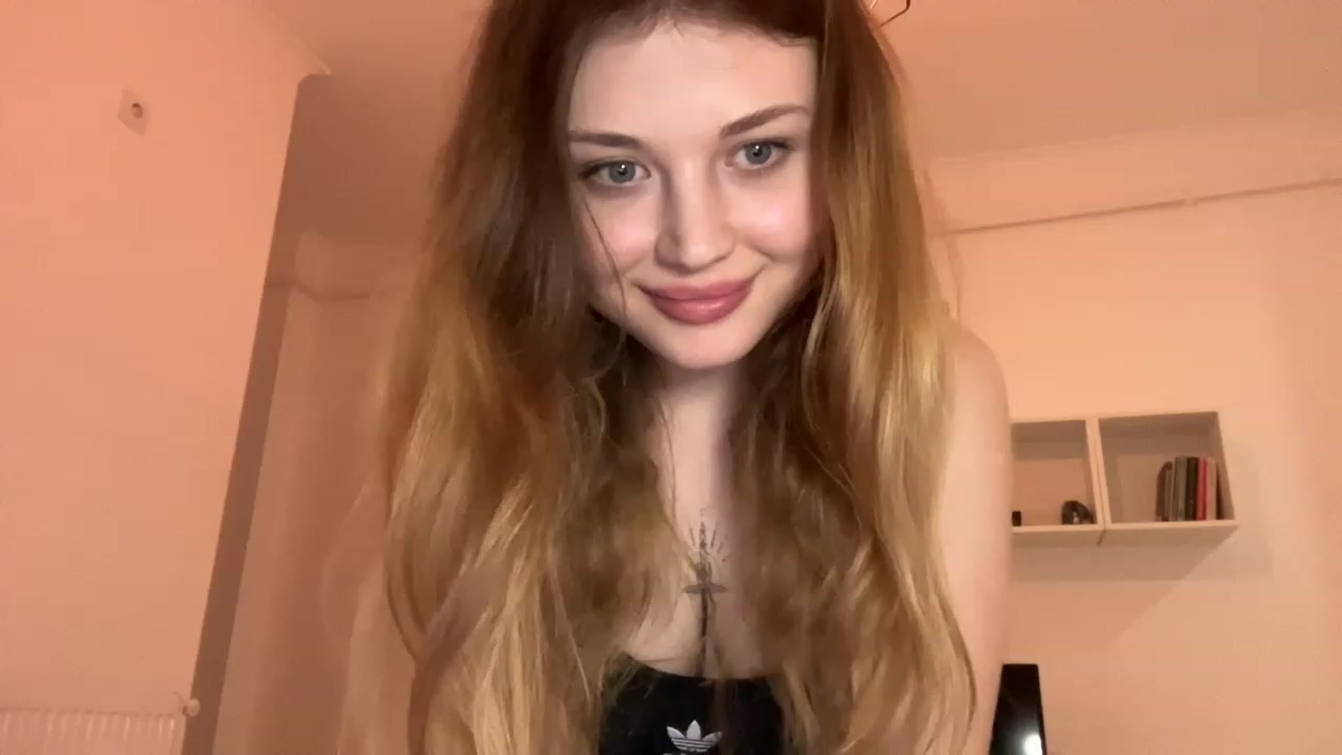 Gallery image thumbnail from Coconut_dream's myfreecams stream on, 05/14/2023, 19:40 image 7 of 20