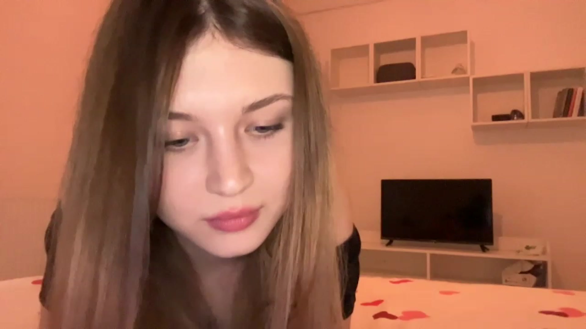 Gallery image thumbnail from Coconut_dream's myfreecams stream on, 05/15/2023, 17:15 image 4 of 20