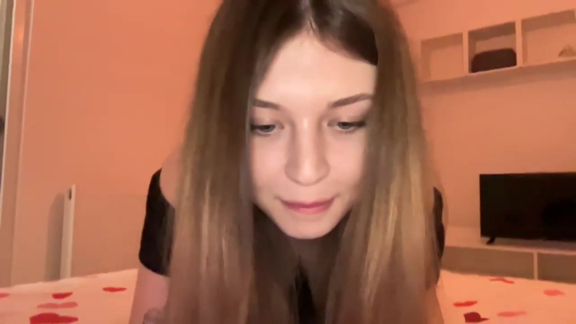 Gallery image thumbnail from Coconut_dream's myfreecams stream on, 05/15/2023, 17:15 image 20 of 20