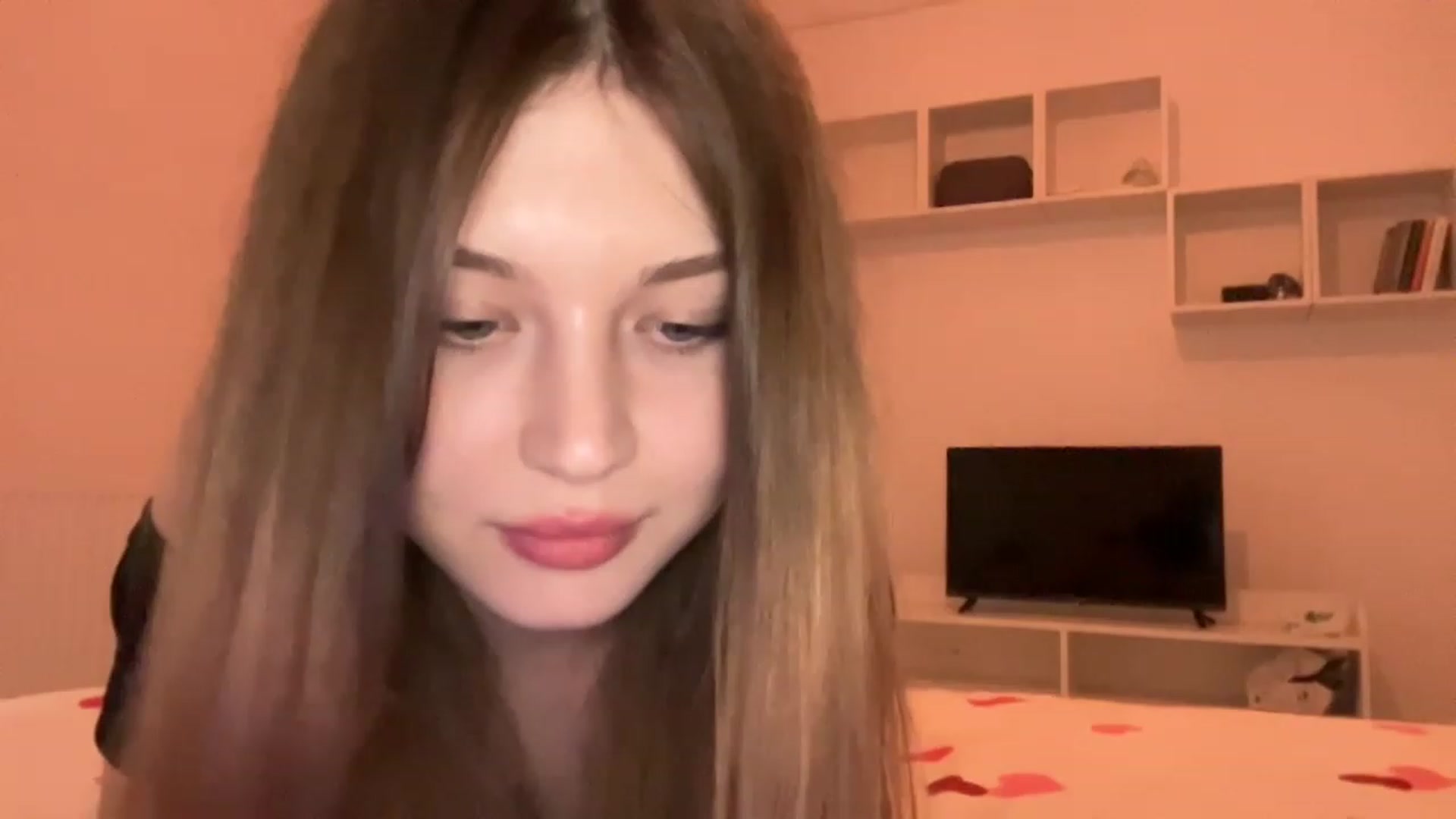 Gallery image thumbnail from Coconut_dream's myfreecams stream on, 05/15/2023, 17:15 image 2 of 20