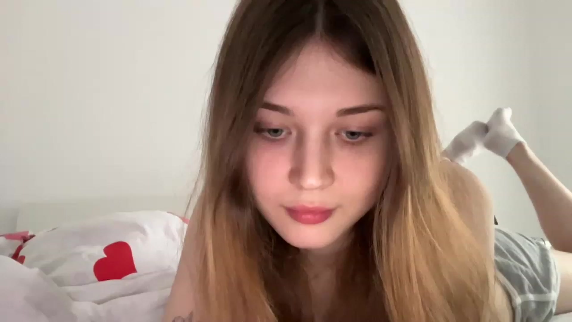 Gallery image thumbnail from Coconut_dream's myfreecams stream on, 05/19/2023, 10:19 image 6 of 20
