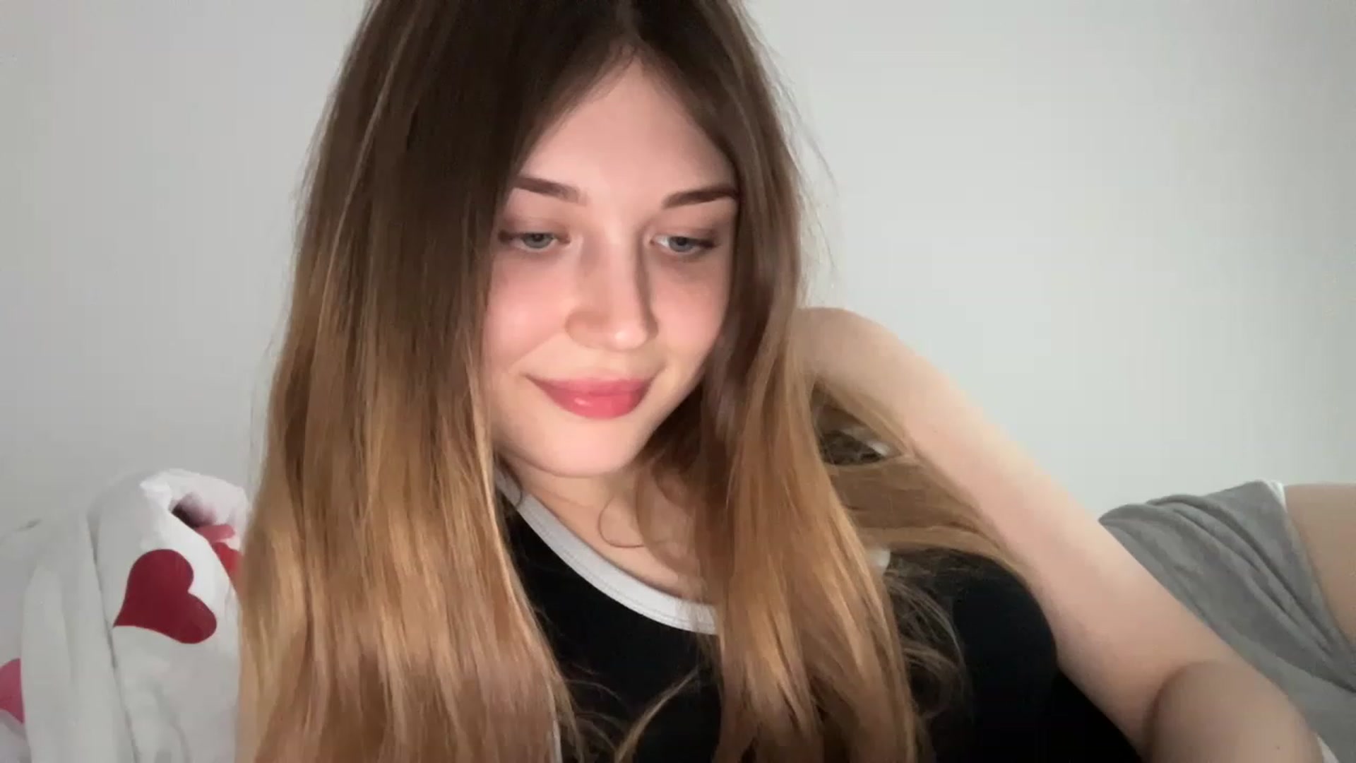 Gallery image thumbnail from Coconut_dream's myfreecams stream on, 05/19/2023, 11:41 image 10 of 20