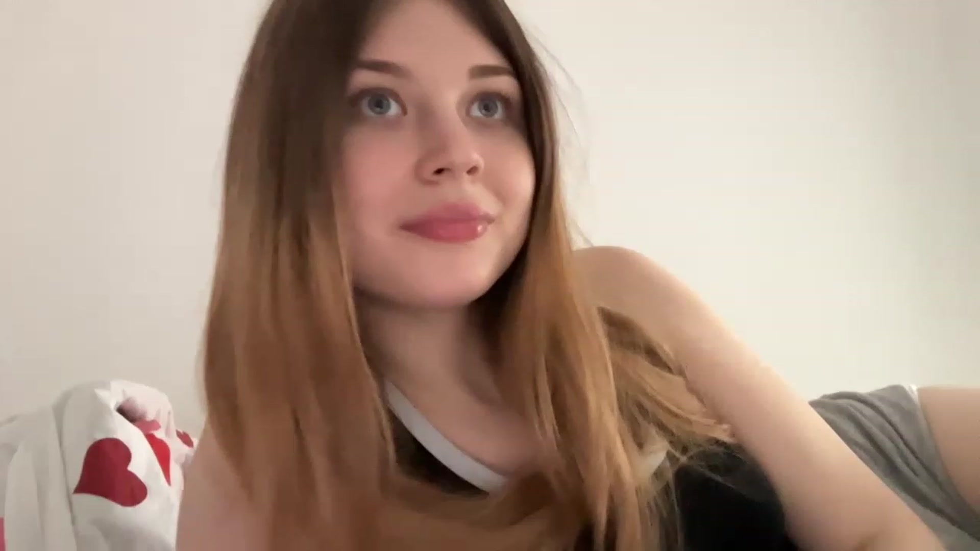 Gallery image thumbnail from Coconut_dream's myfreecams stream on, 05/19/2023, 11:41 image 9 of 20