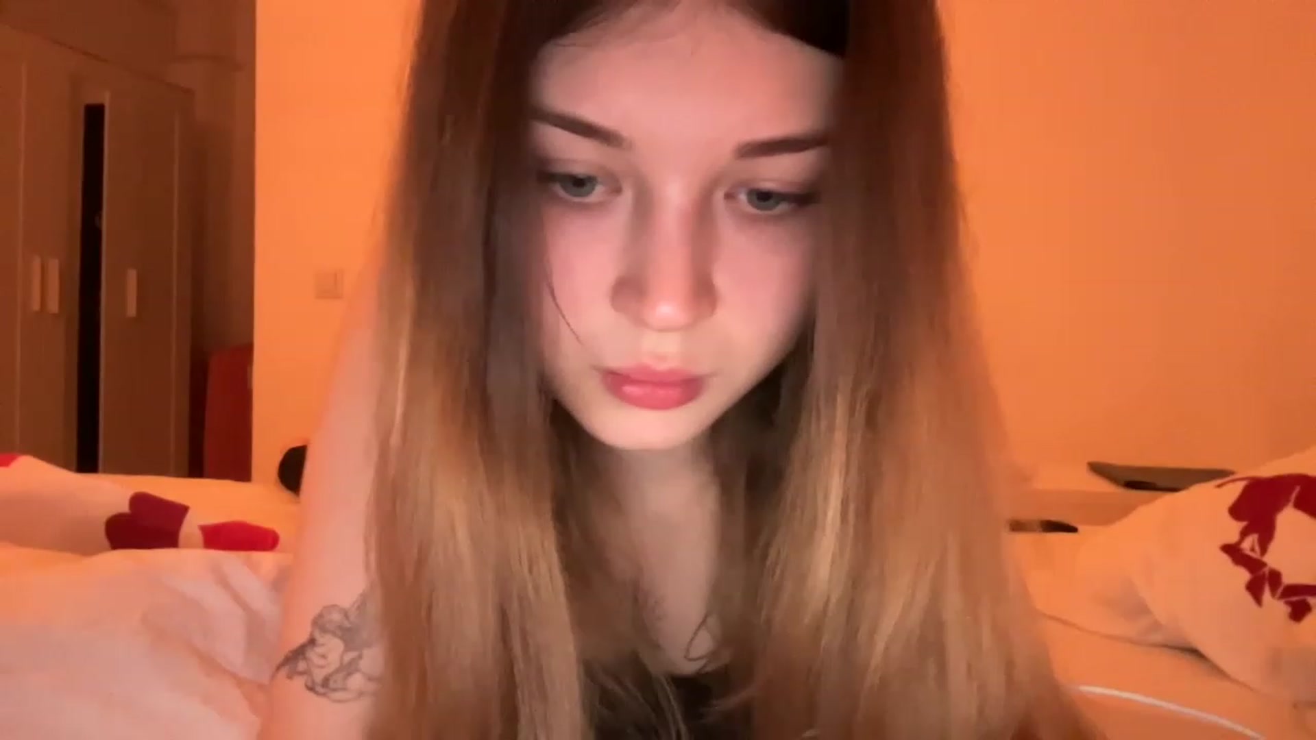 Gallery image thumbnail from Coconut_dream's myfreecams stream on, 05/22/2023, 02:06 image 10 of 20