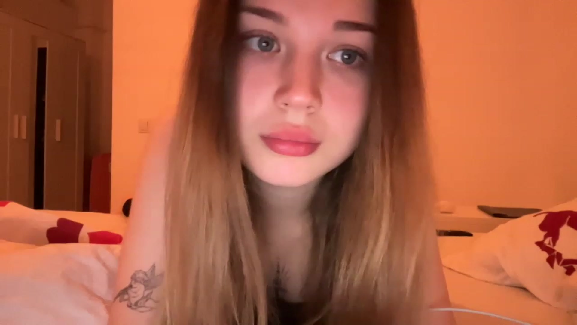 Gallery image thumbnail from Coconut_dream's myfreecams stream on, 05/22/2023, 02:06 image 11 of 20