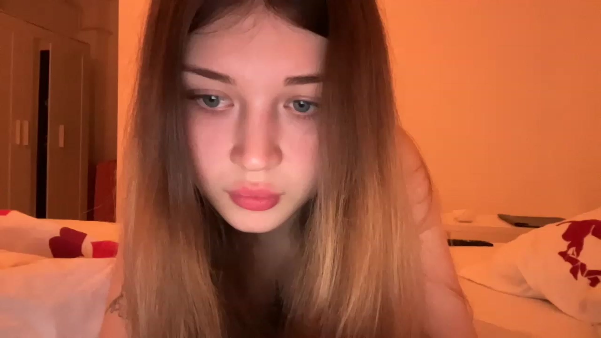 Gallery image thumbnail from Coconut_dream's myfreecams stream on, 05/22/2023, 02:06 image 19 of 20