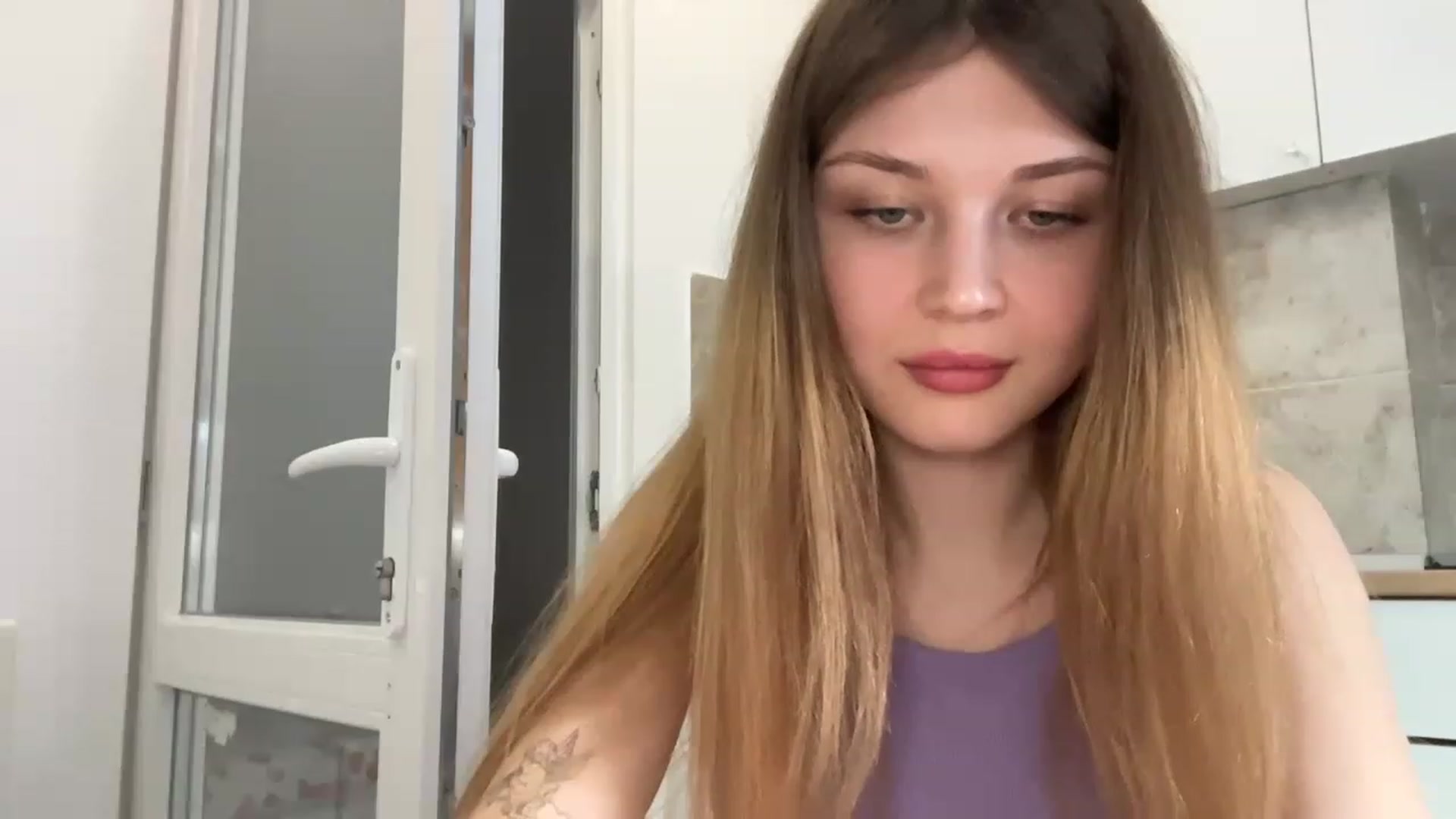 Gallery image thumbnail from Coconut_dream's myfreecams stream on, 05/25/2023, 15:47 image 12 of 20