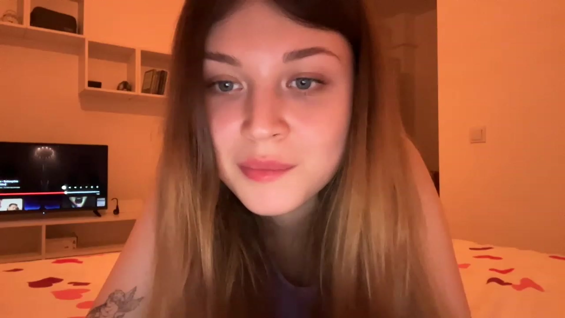Gallery image thumbnail from Coconut_dream's myfreecams stream on, 05/26/2023, 18:54 image 15 of 20