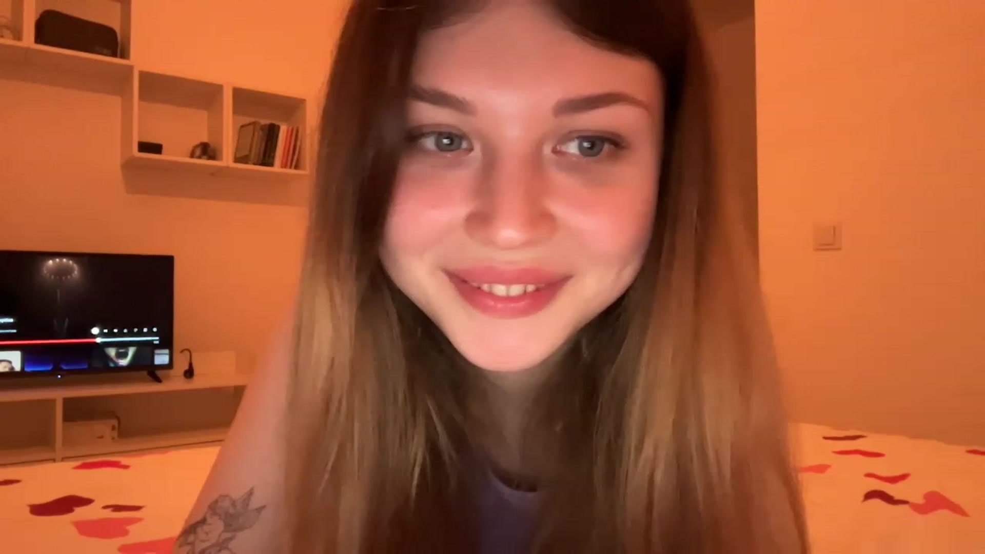 Gallery image thumbnail from Coconut_dream's myfreecams stream on, 05/26/2023, 19:15 image 6 of 20