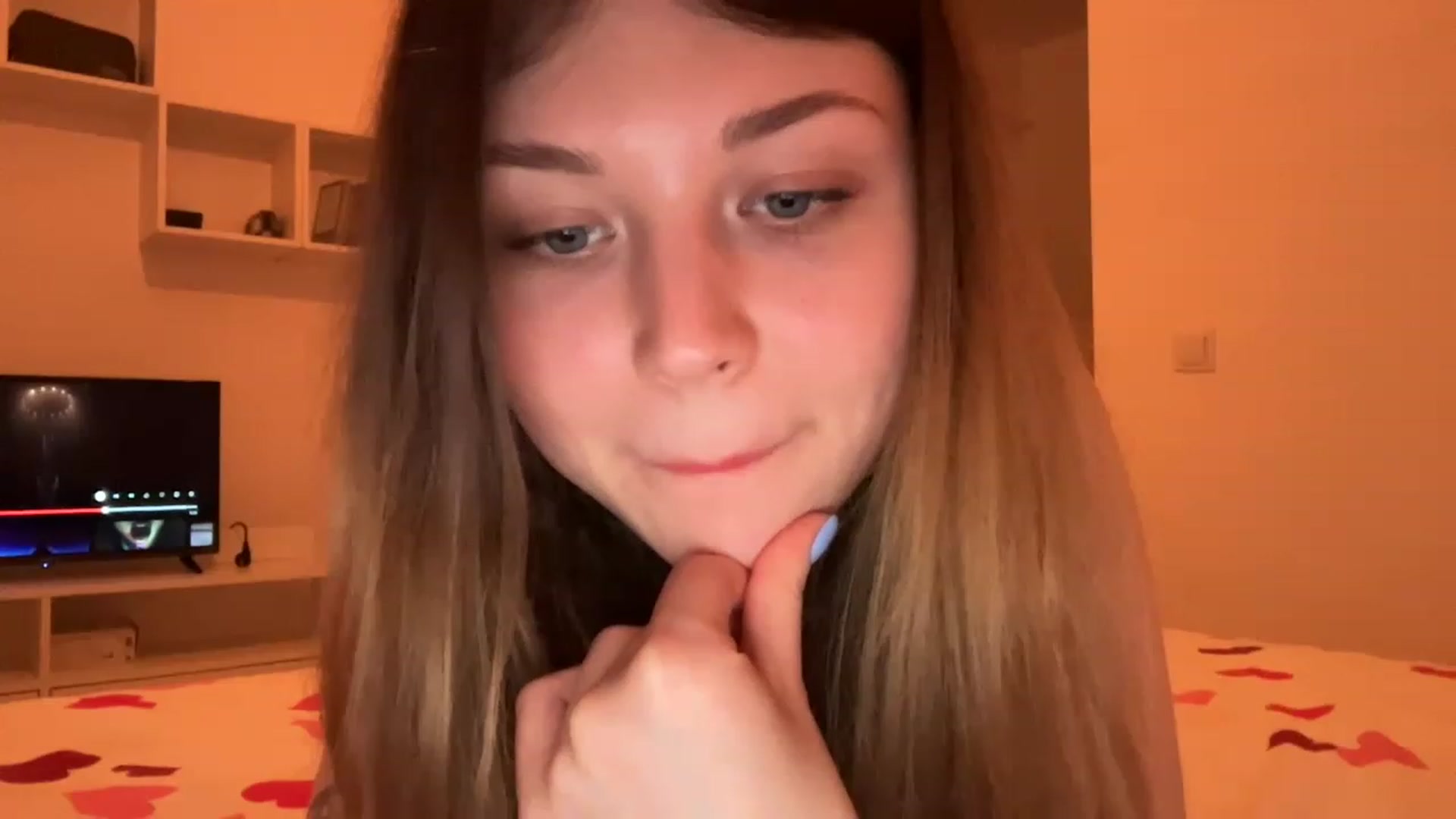Gallery image thumbnail from Coconut_dream's myfreecams stream on, 05/26/2023, 19:15 image 10 of 20