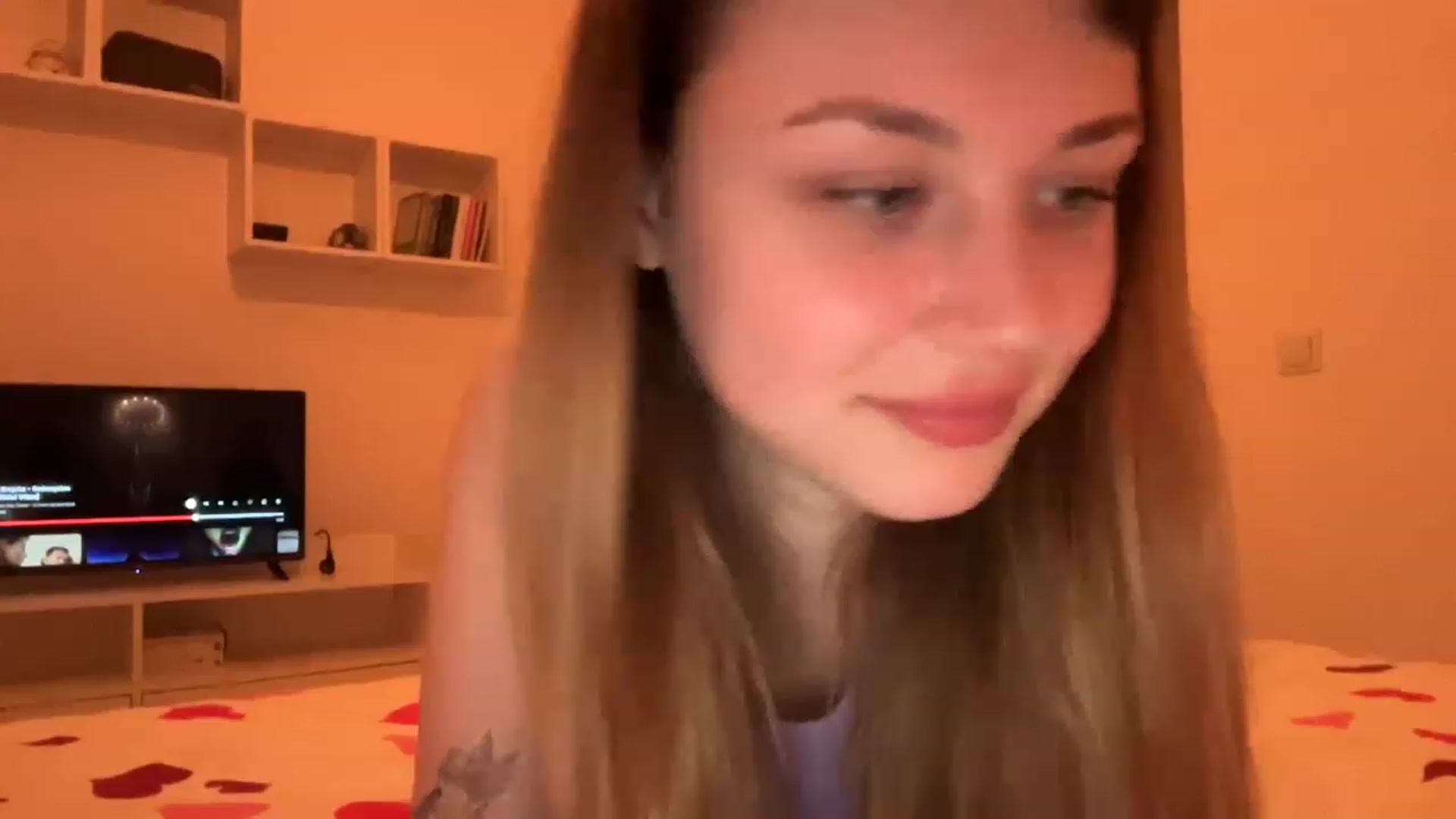 Gallery image thumbnail from Coconut_dream's myfreecams stream on, 05/26/2023, 19:15 image 18 of 20
