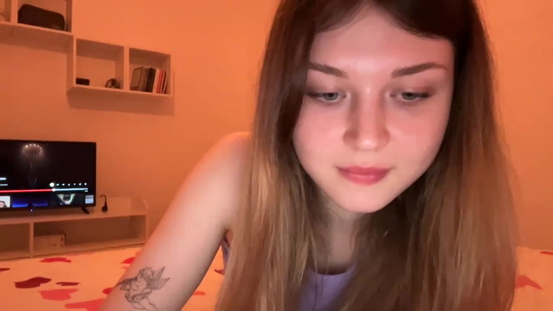 Gallery image thumbnail from Coconut_dream's myfreecams stream on, 05/26/2023, 19:15 image 4 of 20