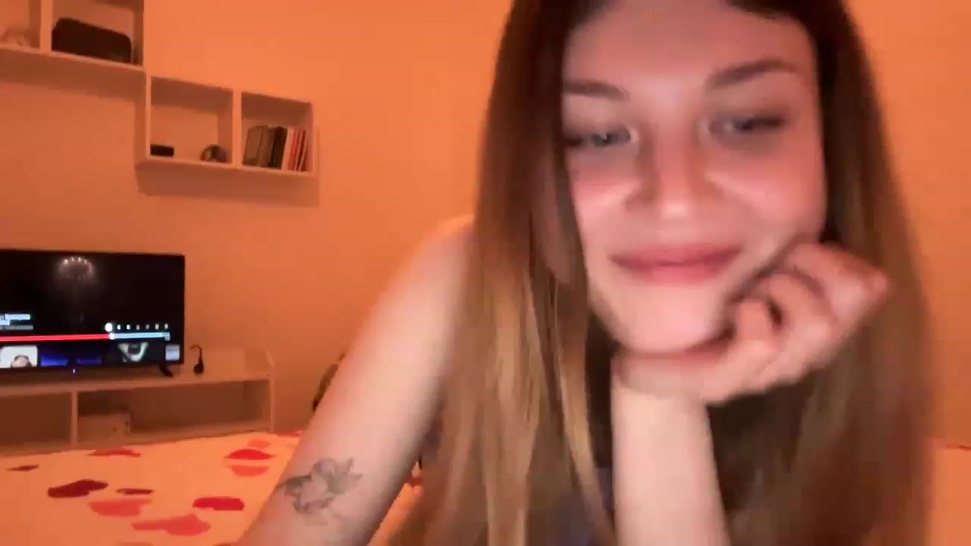 Gallery image thumbnail from Coconut_dream's myfreecams stream on, 05/26/2023, 19:15 image 2 of 20