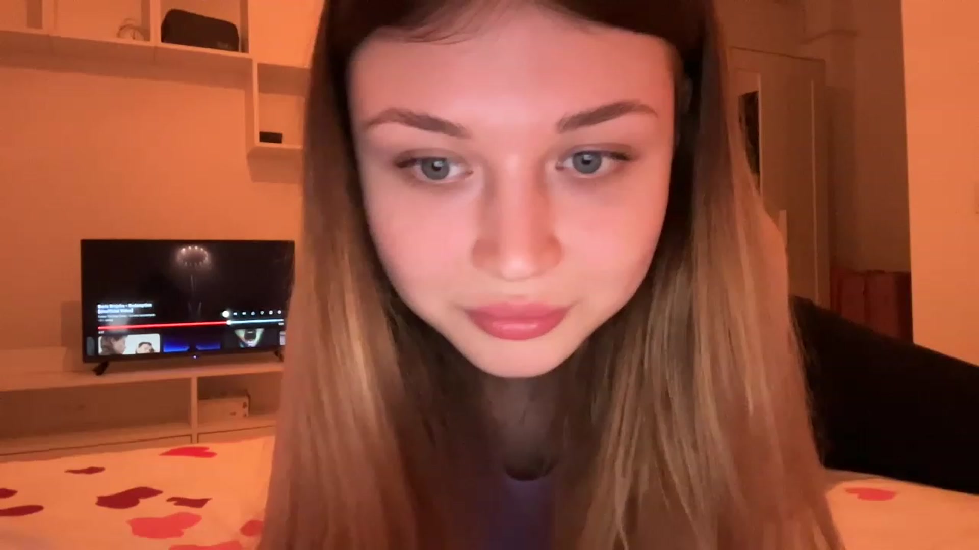 Gallery image thumbnail from Coconut_dream's myfreecams stream on, 05/26/2023, 20:10 image 11 of 20