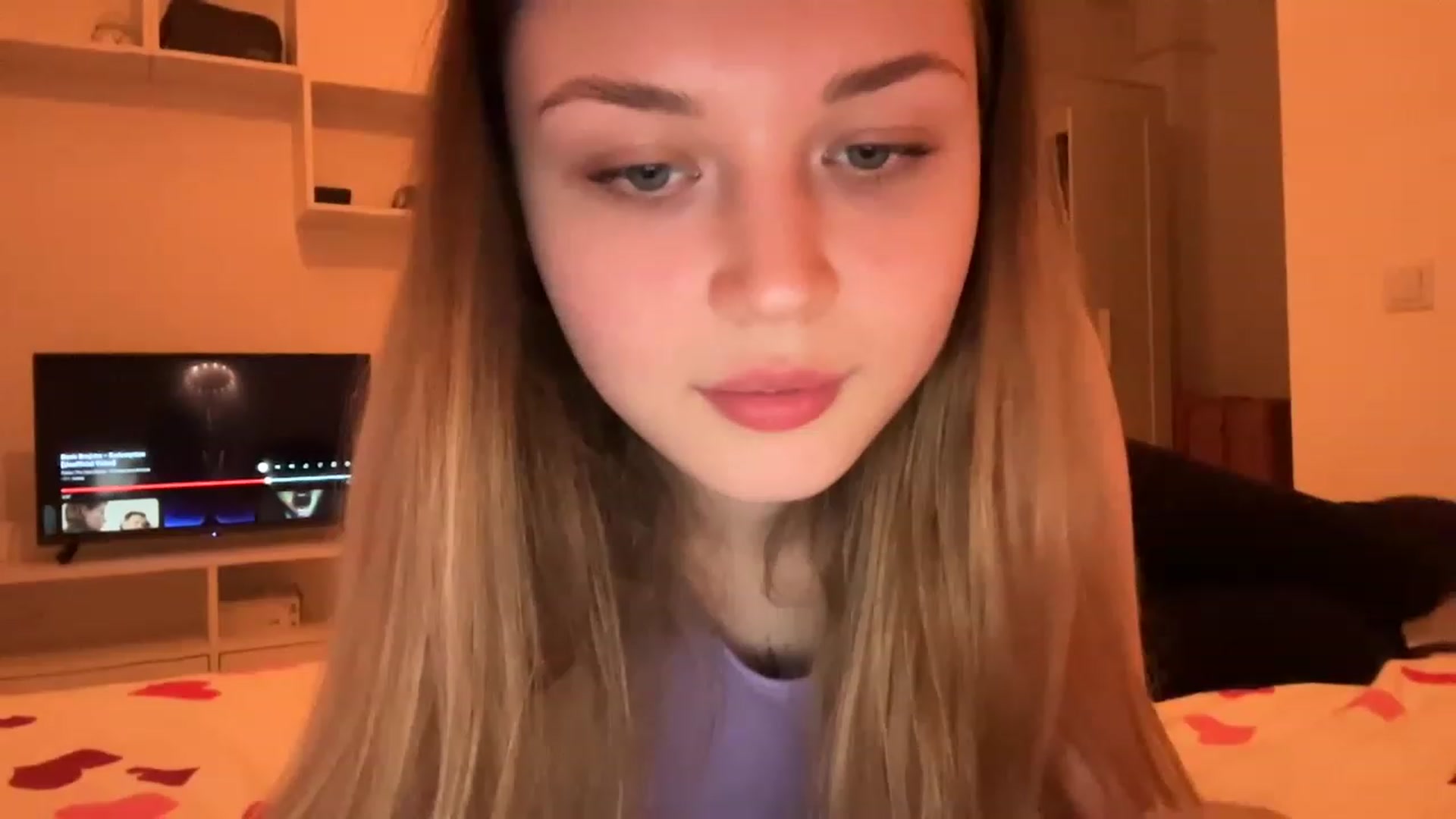 Gallery image thumbnail from Coconut_dream's myfreecams stream on, 05/26/2023, 20:10 image 17 of 20