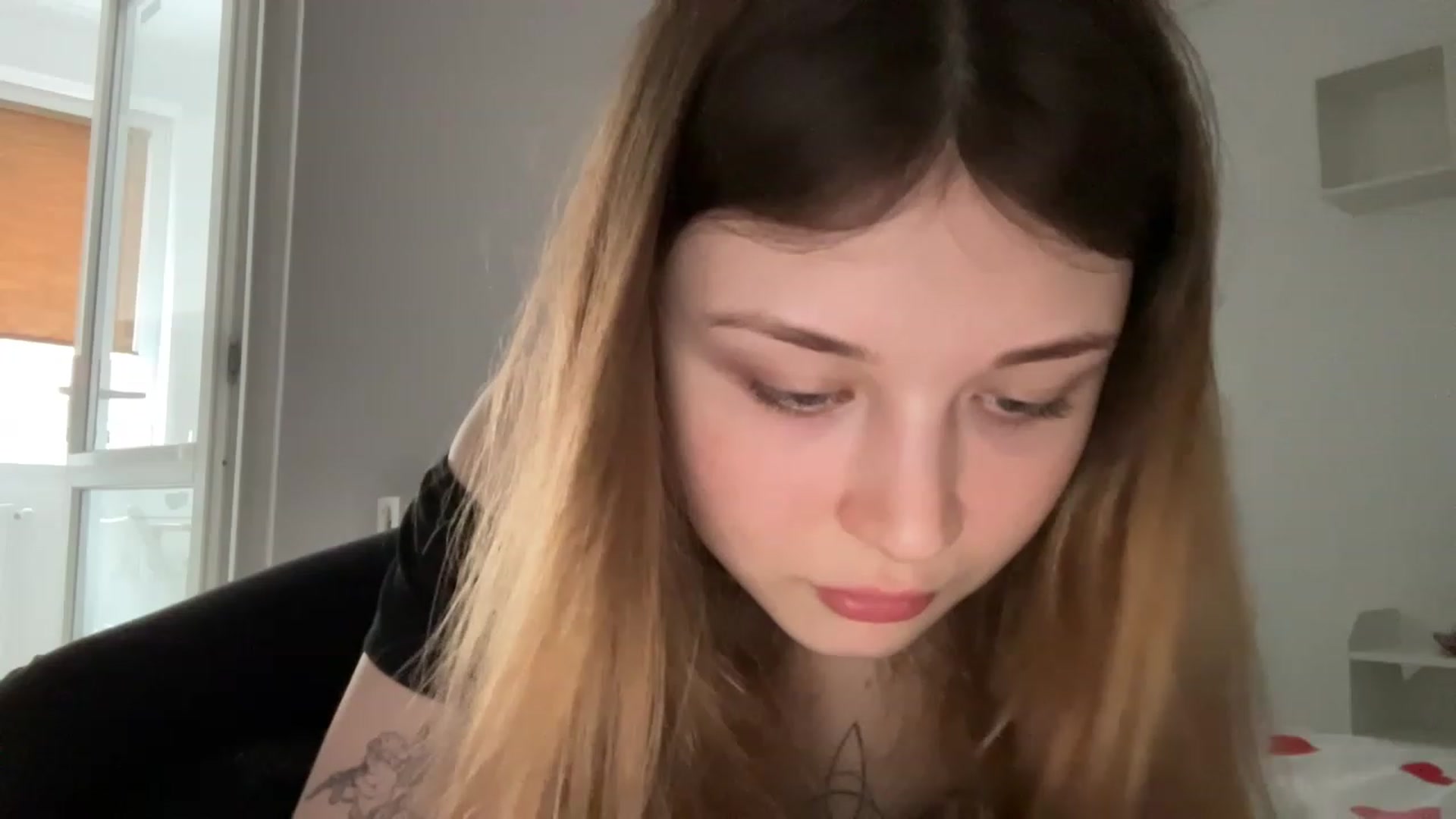 Gallery image thumbnail from Coconut_dream's myfreecams stream on, 05/27/2023, 09:16 image 17 of 20