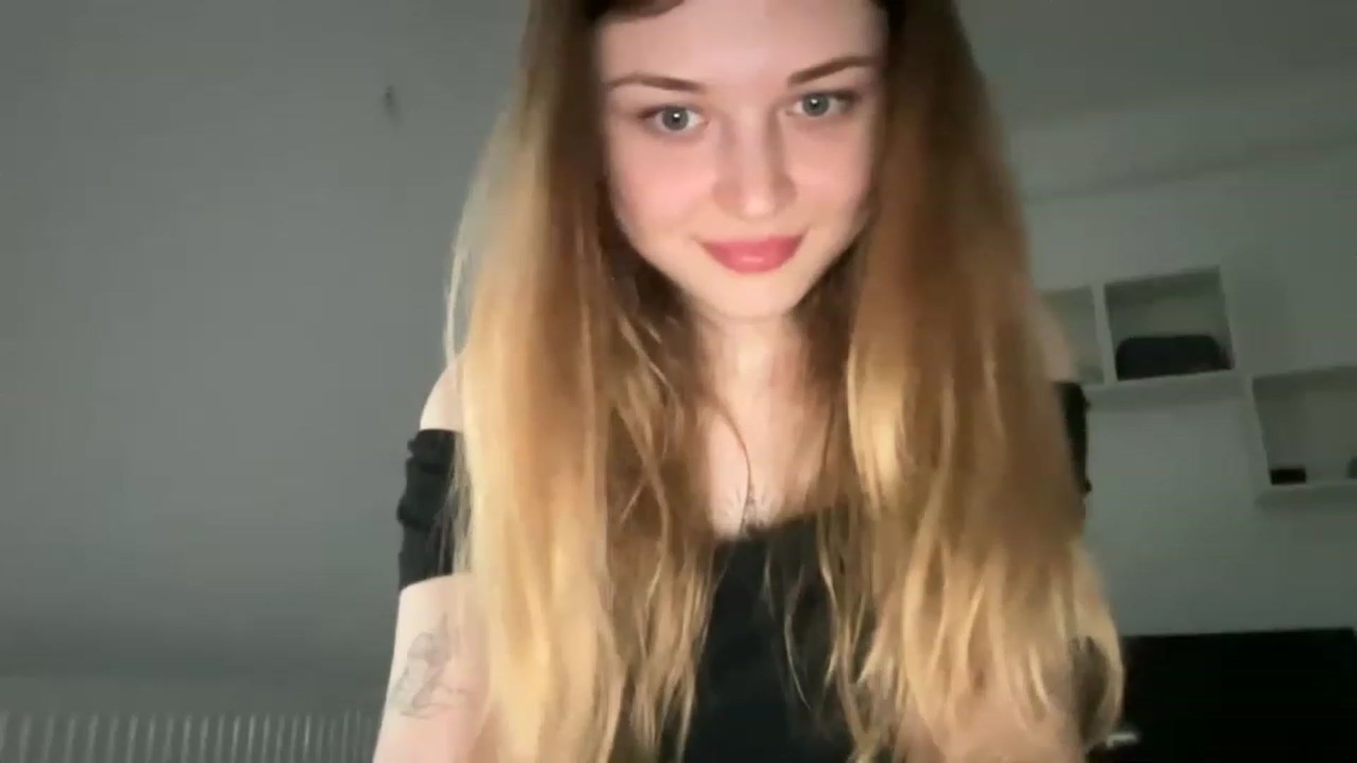 Gallery image thumbnail from Coconut_dream's myfreecams stream on, 05/27/2023, 09:49 image 15 of 20
