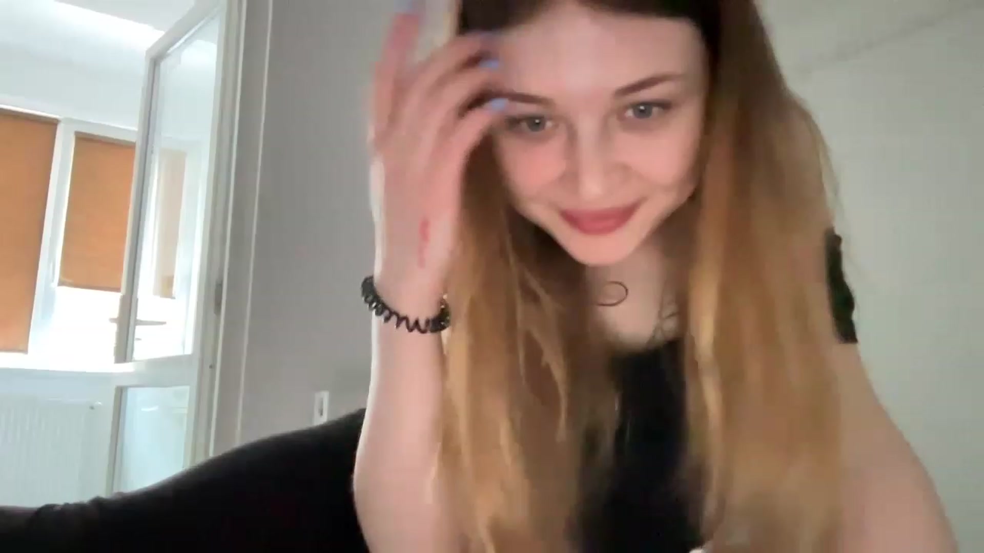 Gallery image thumbnail from Coconut_dream's myfreecams stream on, 05/27/2023, 09:49 image 3 of 20