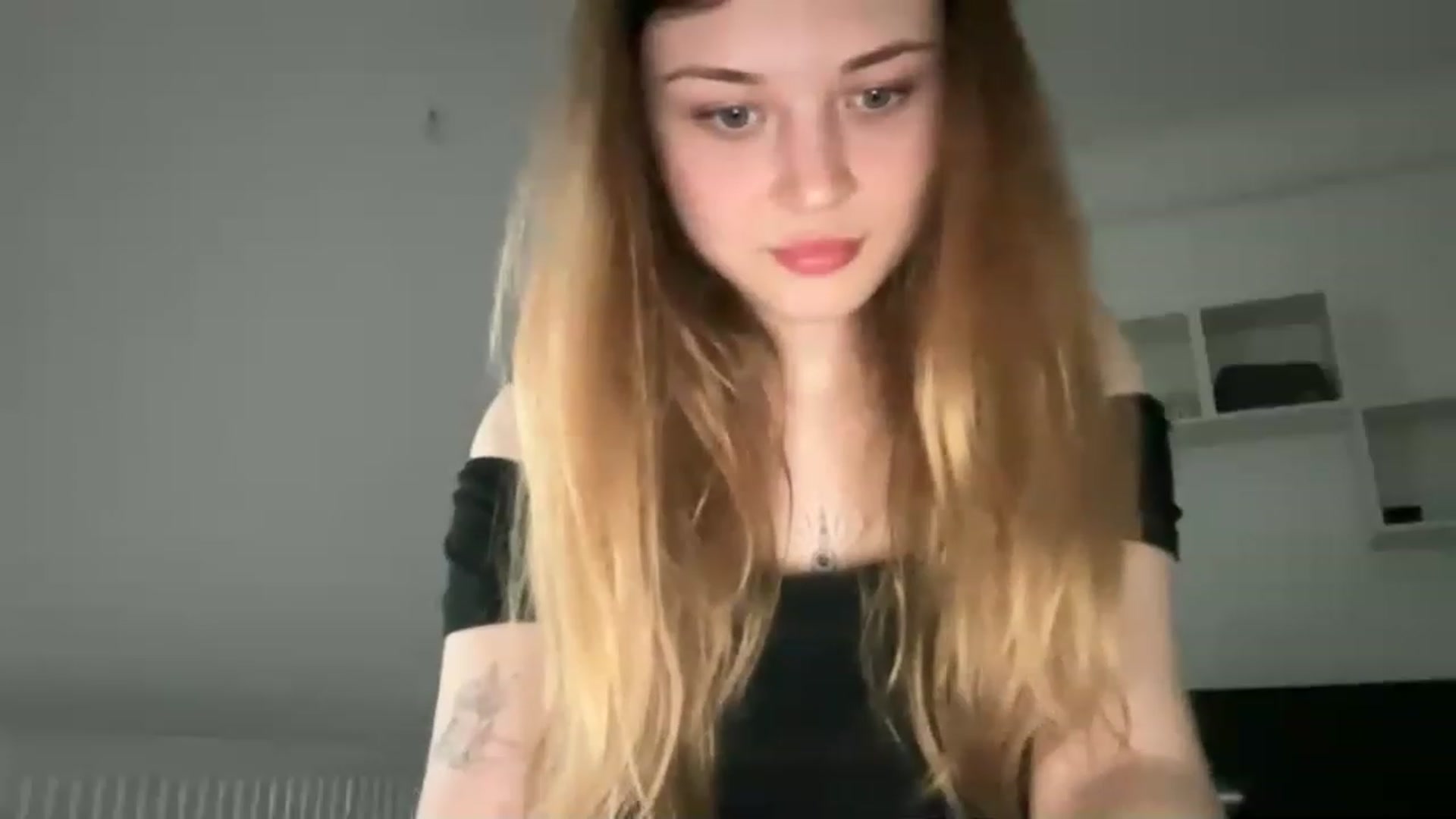 Gallery image thumbnail from Coconut_dream's myfreecams stream on, 05/27/2023, 09:49 image 11 of 20