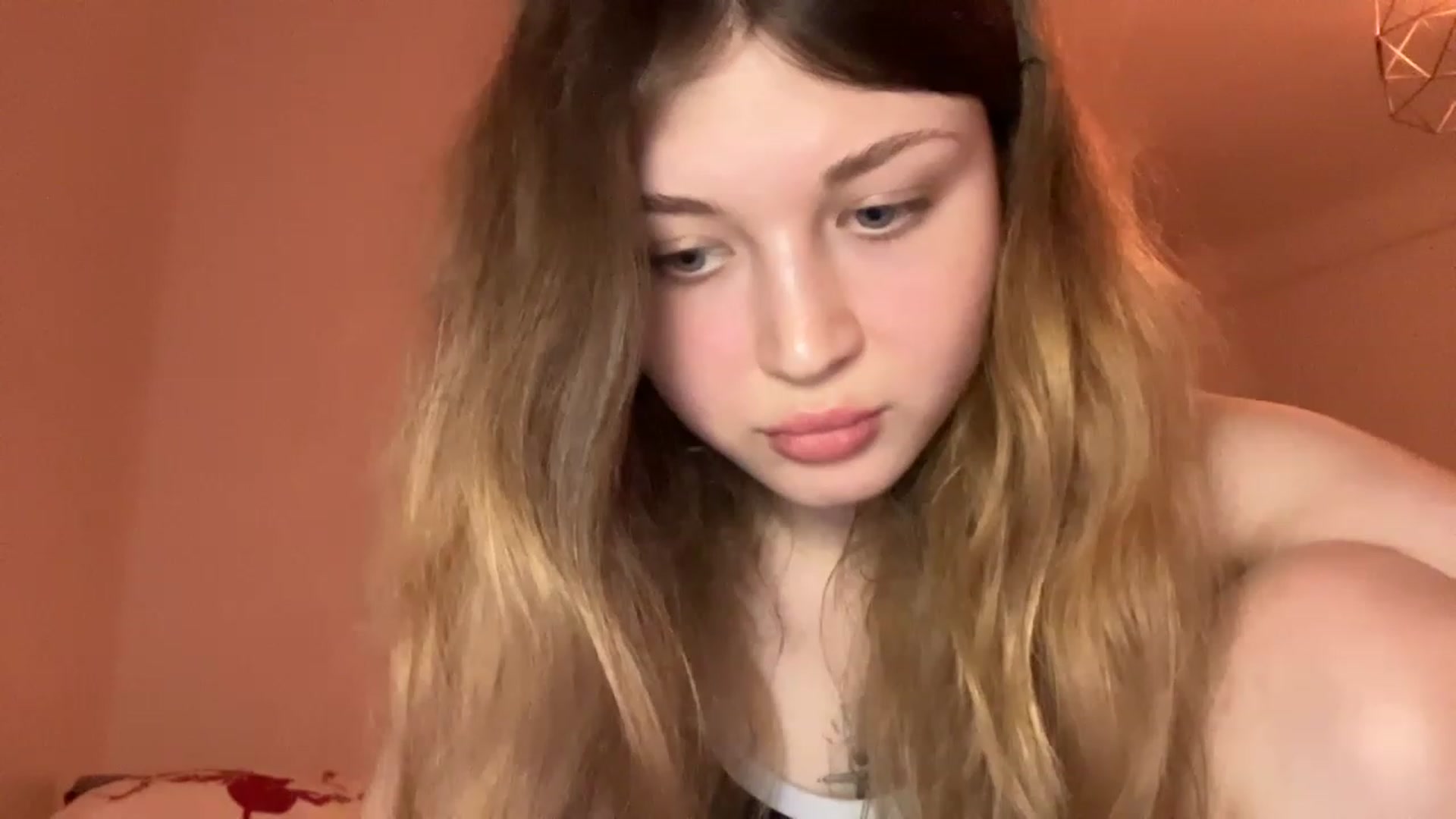 Gallery image thumbnail from Coconut_dream's myfreecams stream on, 05/27/2023, 18:11 image 17 of 20