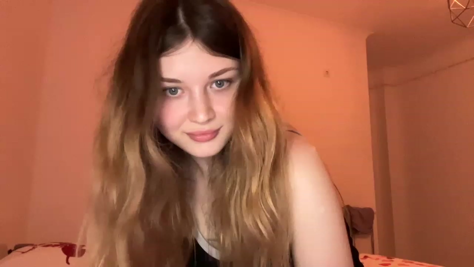 Gallery image thumbnail from Coconut_dream's myfreecams stream on, 05/27/2023, 19:19 image 16 of 20