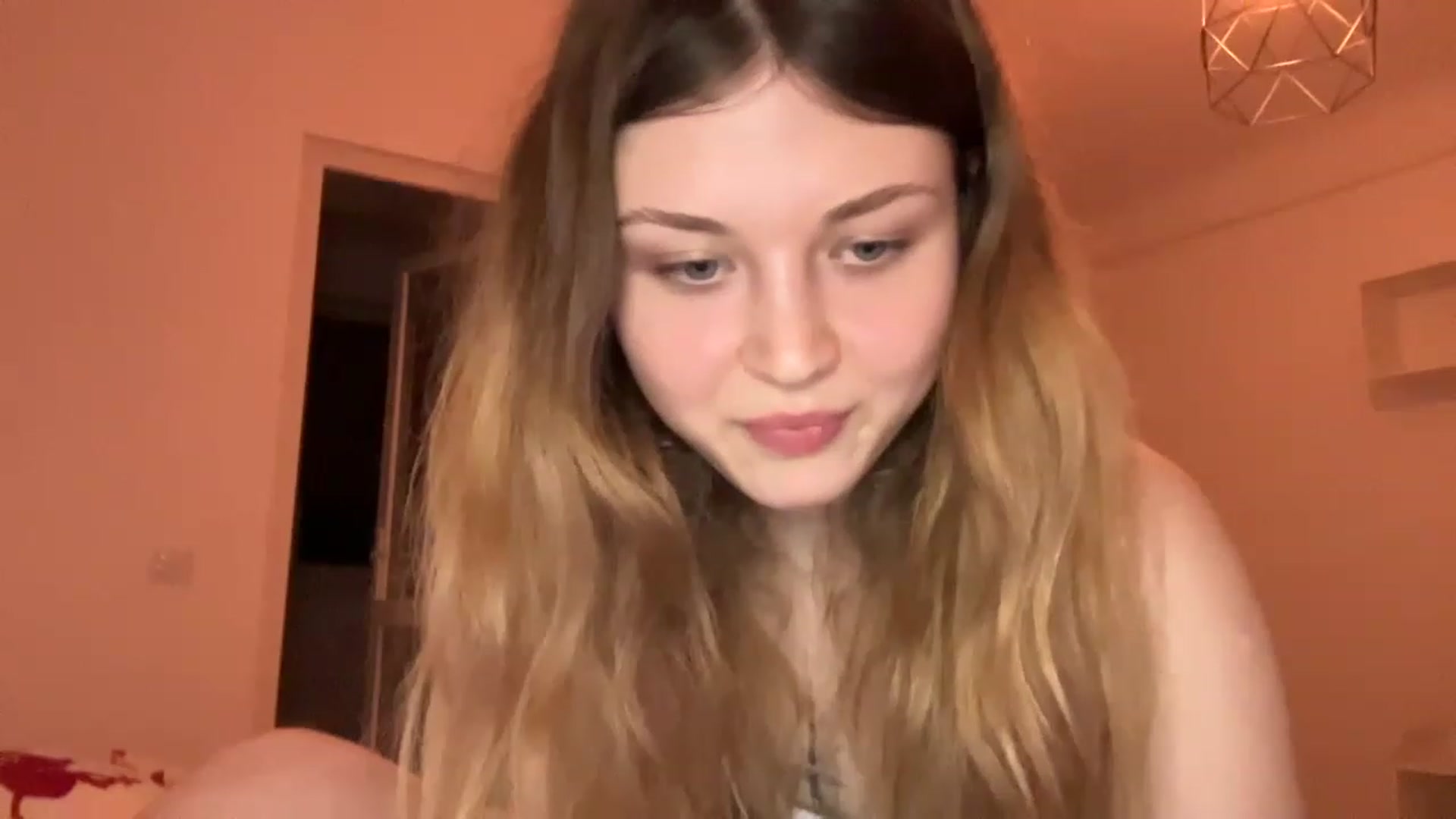 Gallery image thumbnail from Coconut_dream's myfreecams stream on, 05/27/2023, 19:19 image 14 of 20