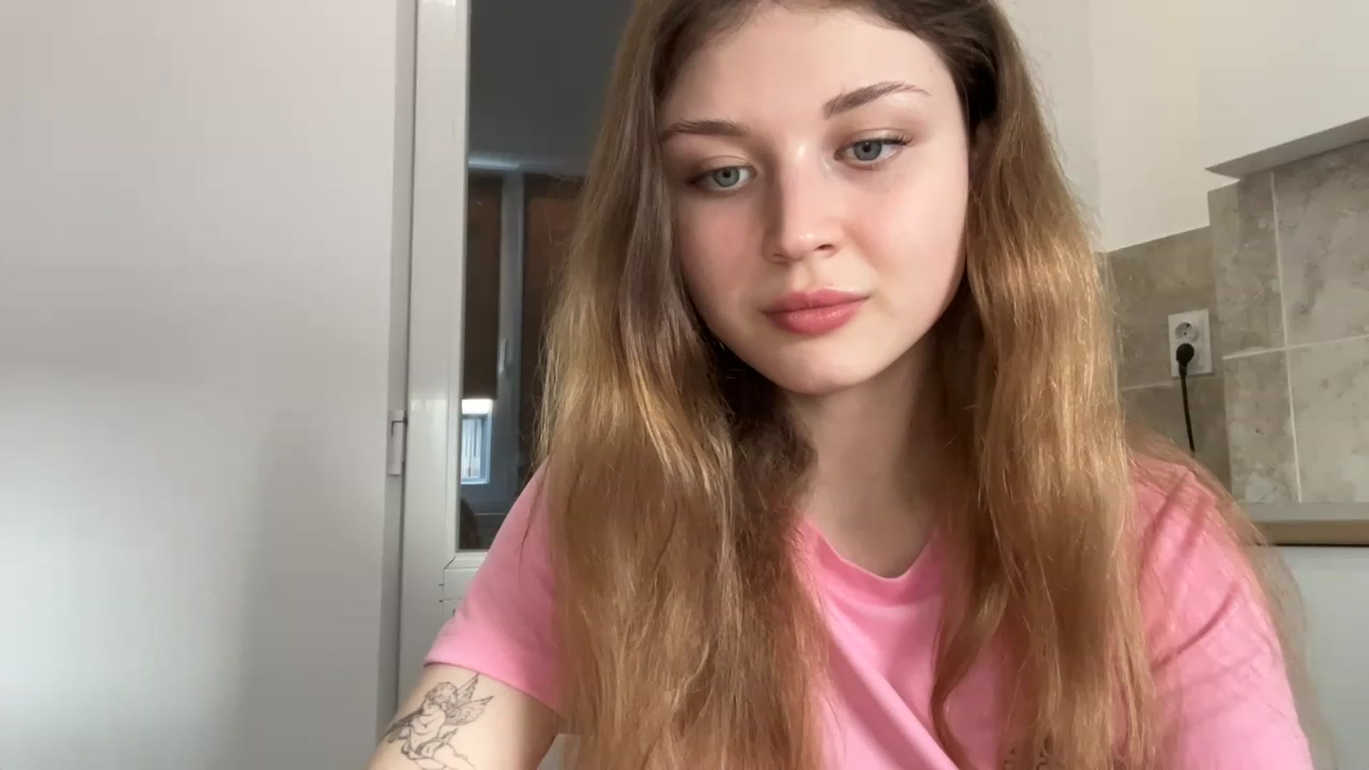 Gallery image thumbnail from Coconut_dream's myfreecams stream on, 05/28/2023, 15:30 image 7 of 20