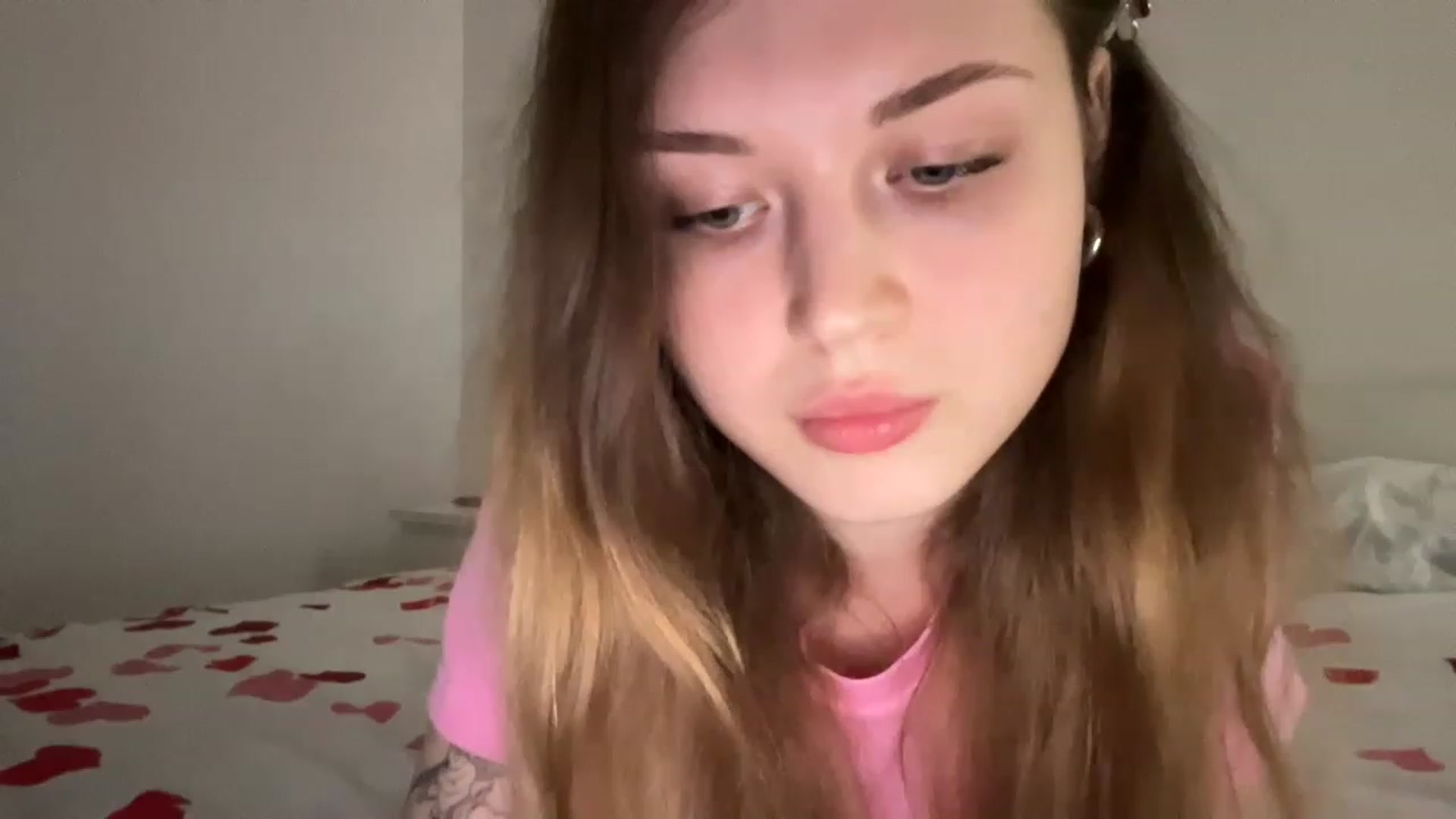 Gallery image thumbnail from Coconut_dream's myfreecams stream on, 05/28/2023, 17:01 image 5 of 20