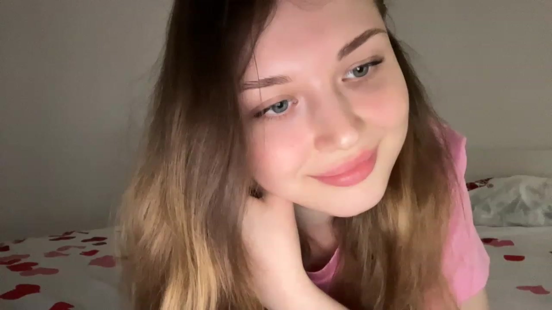 Gallery image thumbnail from Coconut_dream's myfreecams stream on, 05/28/2023, 17:01 image 7 of 20