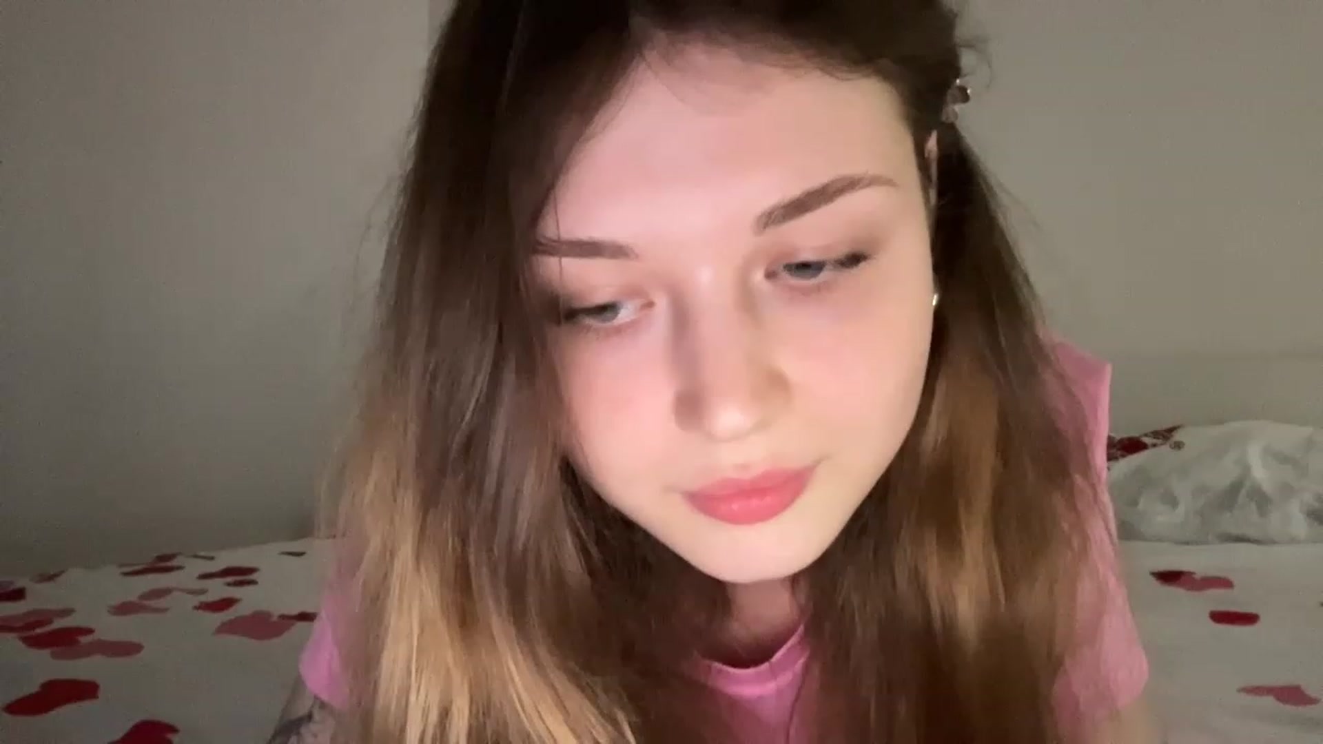 Gallery image thumbnail from Coconut_dream's myfreecams stream on, 05/28/2023, 17:01 image 12 of 20