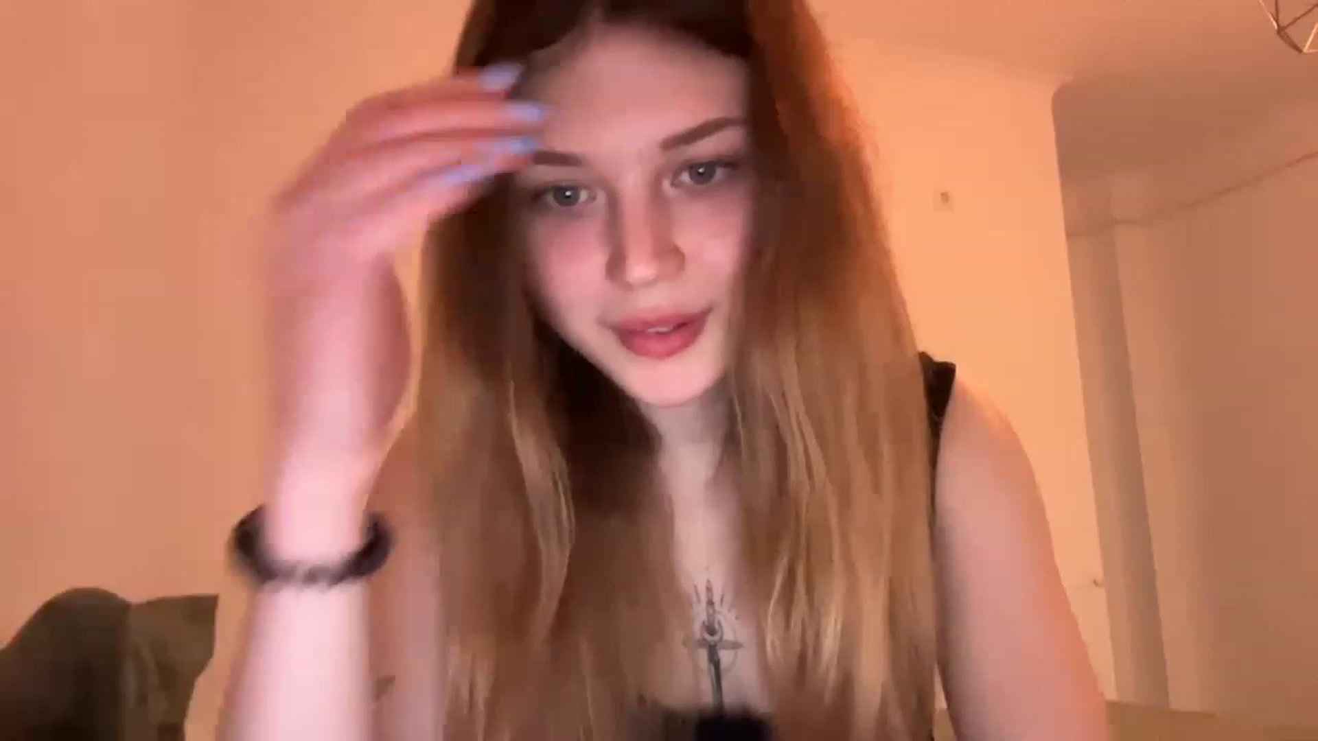 Gallery image thumbnail from Coconut_dream's myfreecams stream on, 05/31/2023, 16:24 image 4 of 20