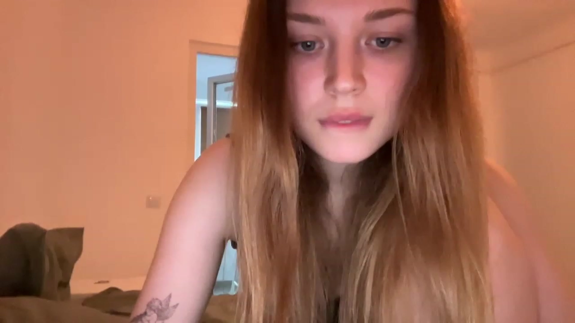 Gallery image thumbnail from Coconut_dream's myfreecams stream on, 05/31/2023, 16:24 image 19 of 20