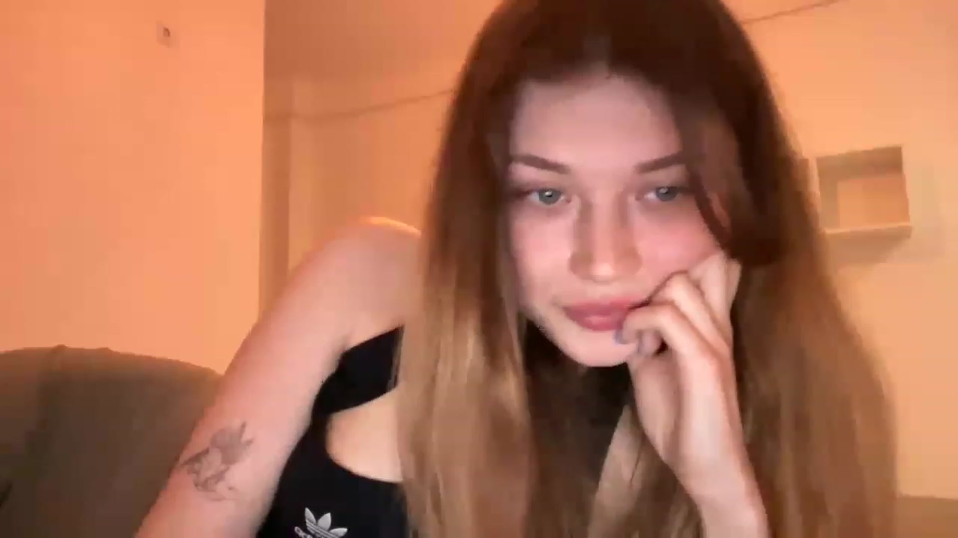 Gallery image thumbnail from Coconut_dream's myfreecams stream on, 05/31/2023, 18:59 image 19 of 20