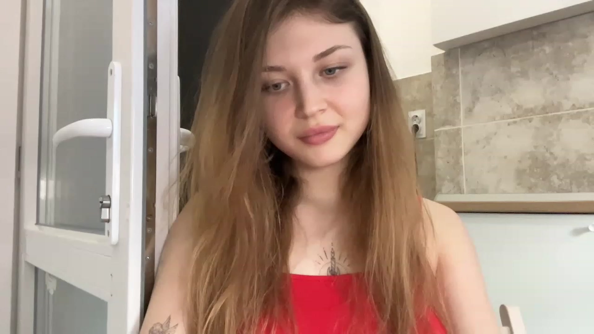 Gallery image thumbnail from Coconut_dream's myfreecams stream on, 06/01/2023, 15:36 image 10 of 20
