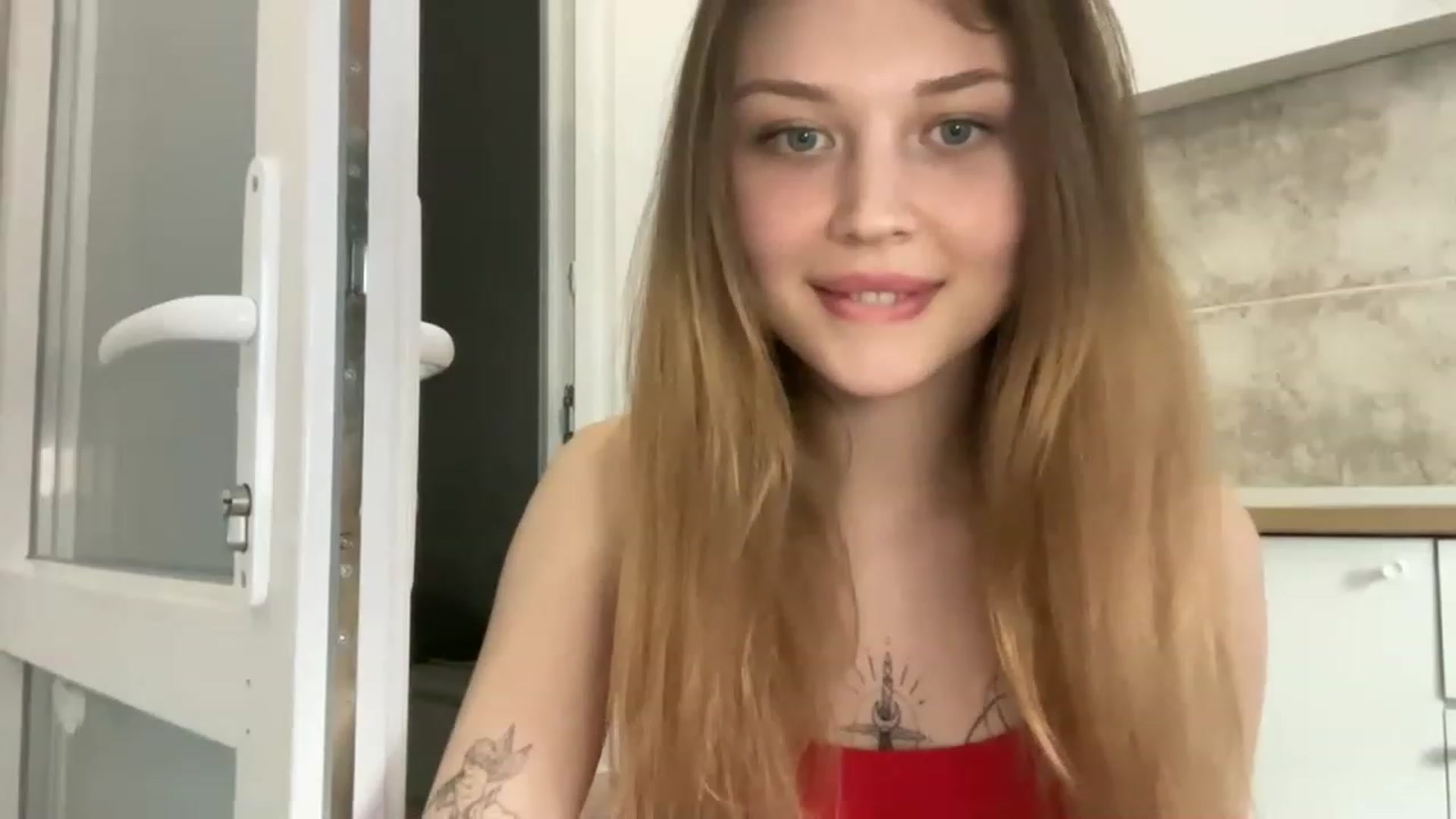 Gallery image thumbnail from Coconut_dream's myfreecams stream on, 06/01/2023, 15:36 image 13 of 20