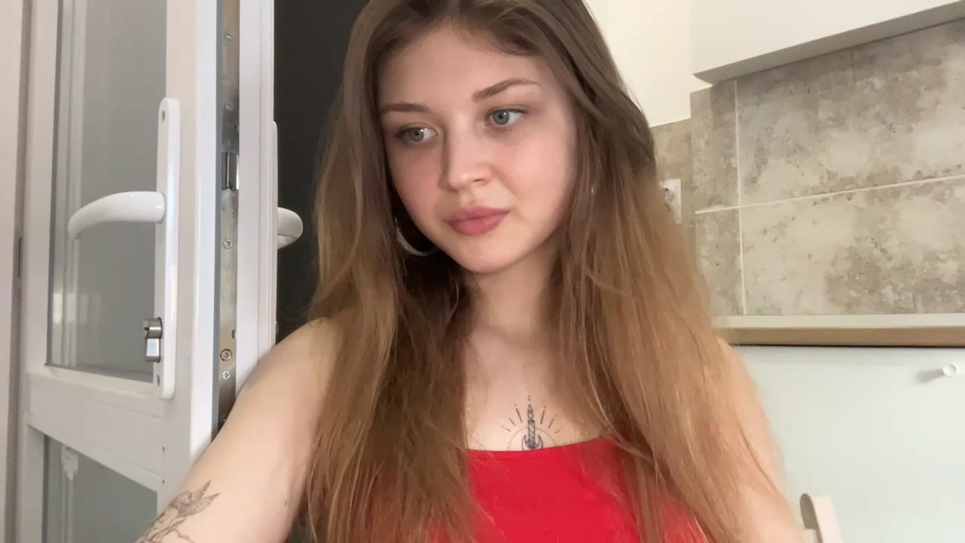 Gallery image thumbnail from Coconut_dream's myfreecams stream on, 06/01/2023, 15:36 image 11 of 20
