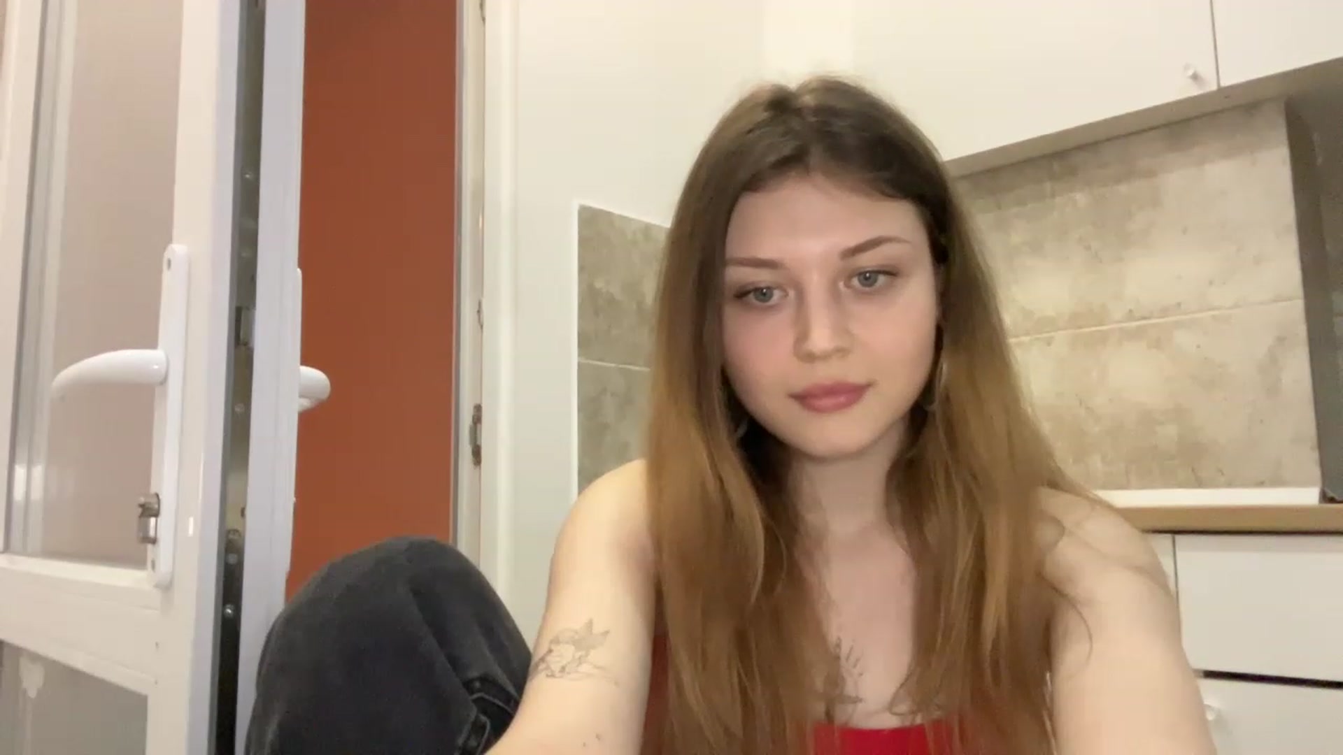 Gallery image thumbnail from Coconut_dream's myfreecams stream on, 06/01/2023, 17:56 image 19 of 20