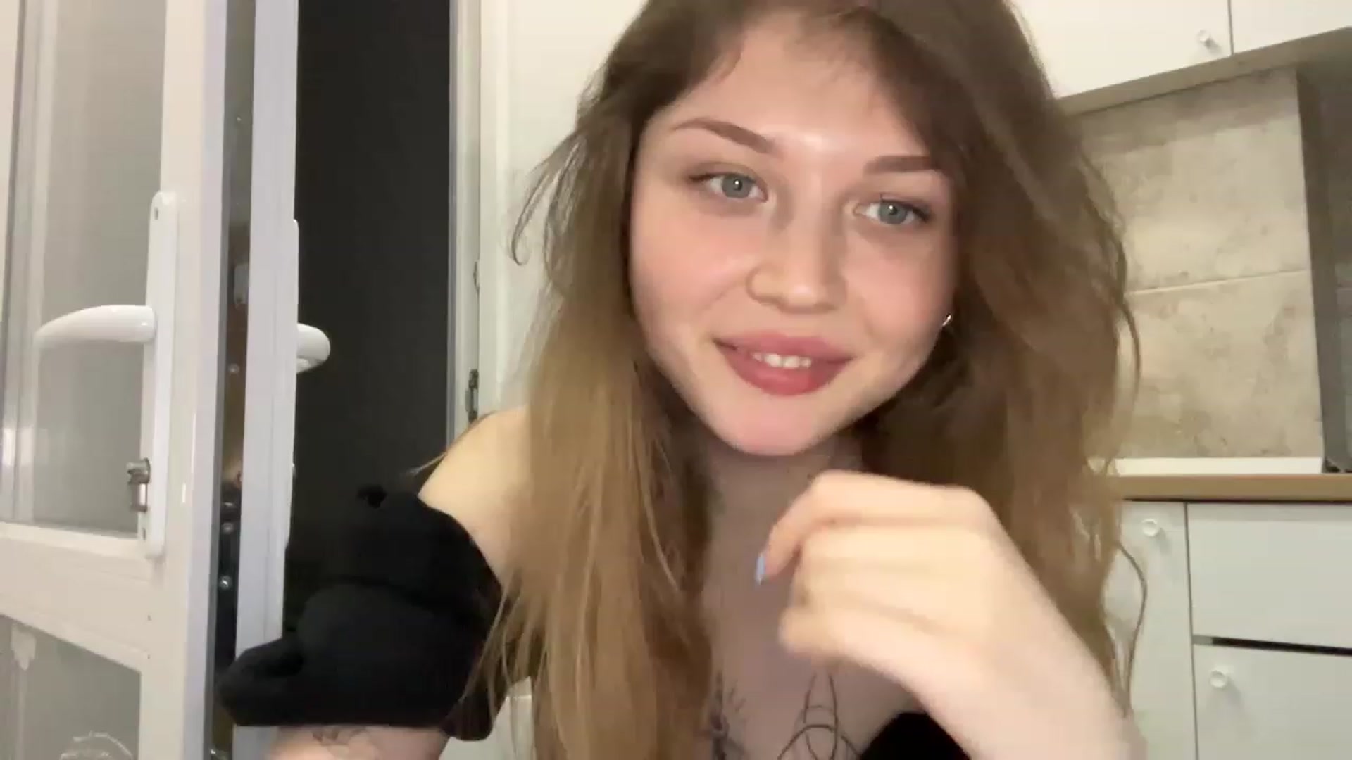 Gallery image thumbnail from Coconut_dream's myfreecams stream on, 06/02/2023, 18:00 image 8 of 20