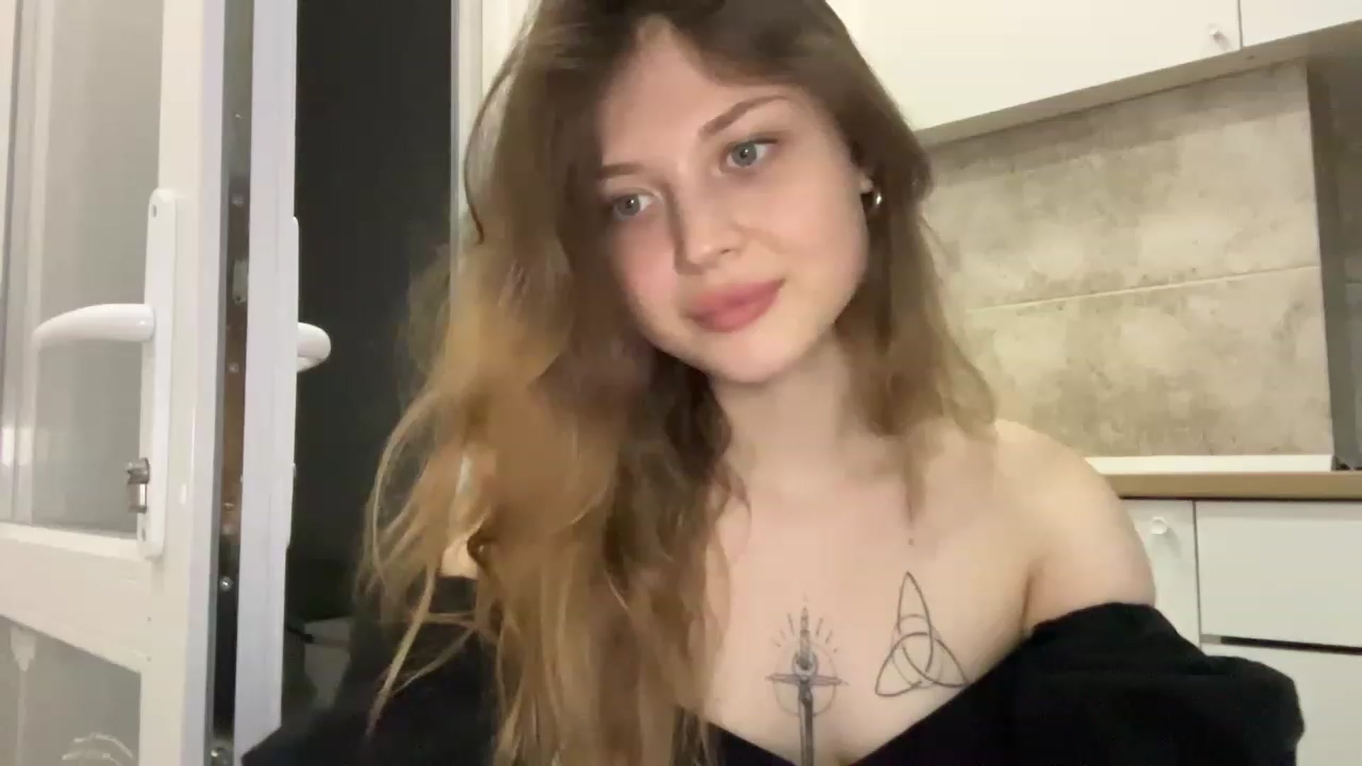 Gallery image thumbnail from Coconut_dream's myfreecams stream on, 06/02/2023, 18:00 image 12 of 20