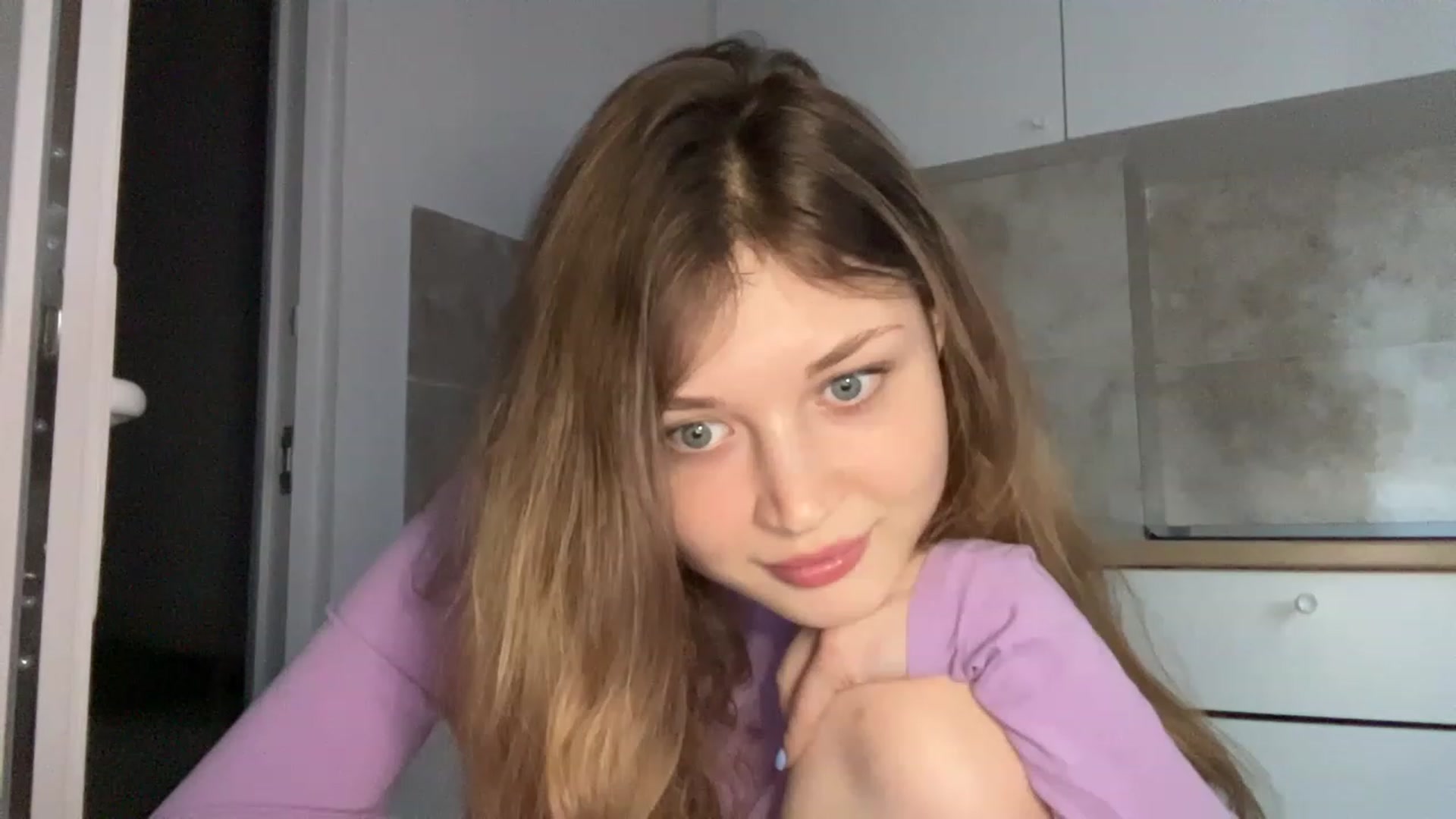 Gallery image thumbnail from Coconut_dream's myfreecams stream on, 06/03/2023, 16:41 image 20 of 20