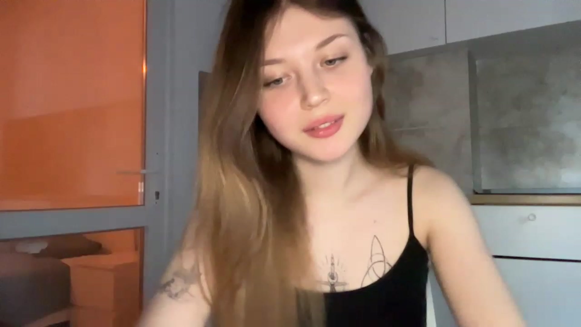 Gallery image thumbnail from Coconut_dream's myfreecams stream on, 06/04/2023, 18:17 image 11 of 20