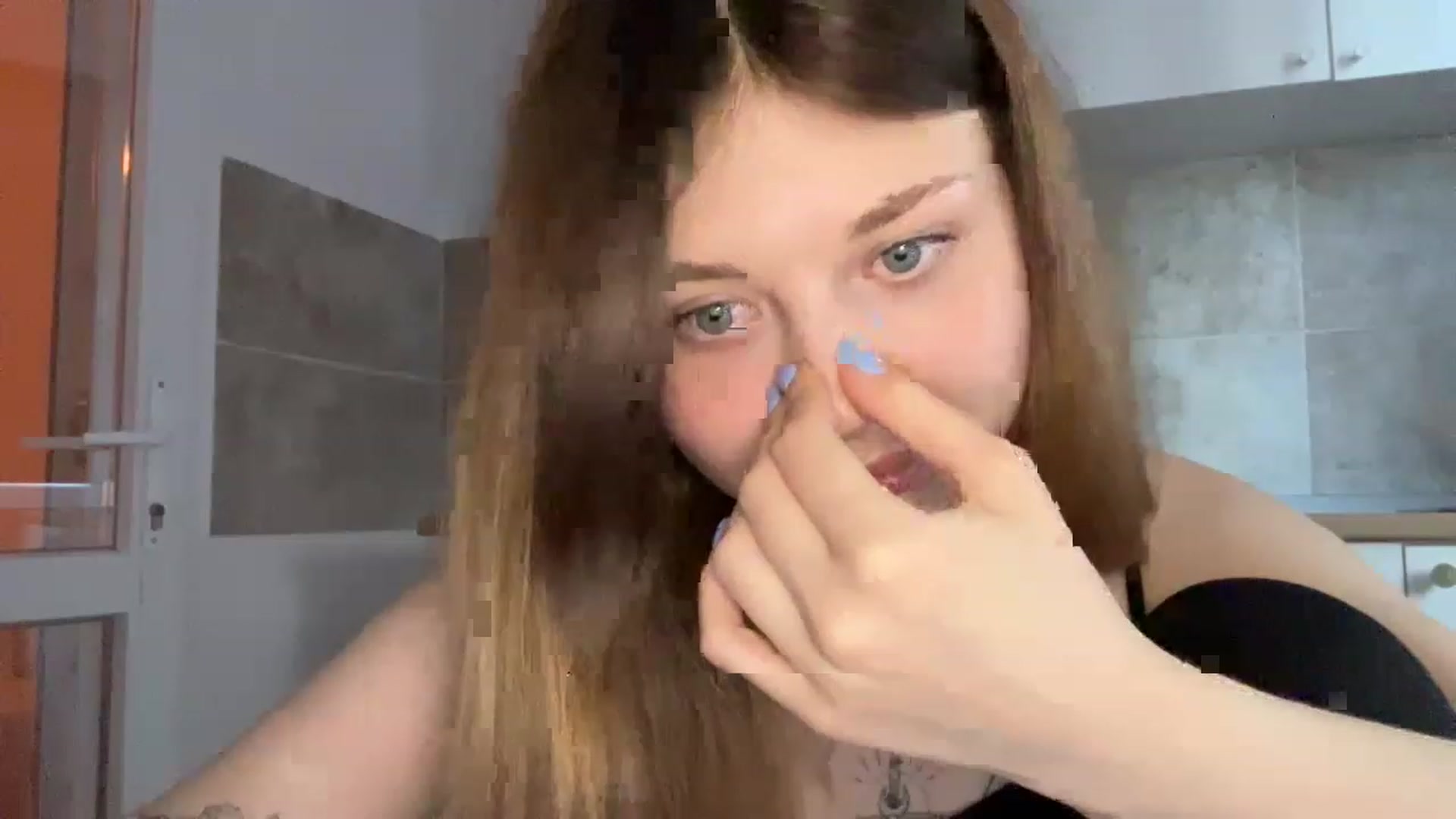 Gallery image thumbnail from Coconut_dream's myfreecams stream on, 06/04/2023, 18:17 image 2 of 20