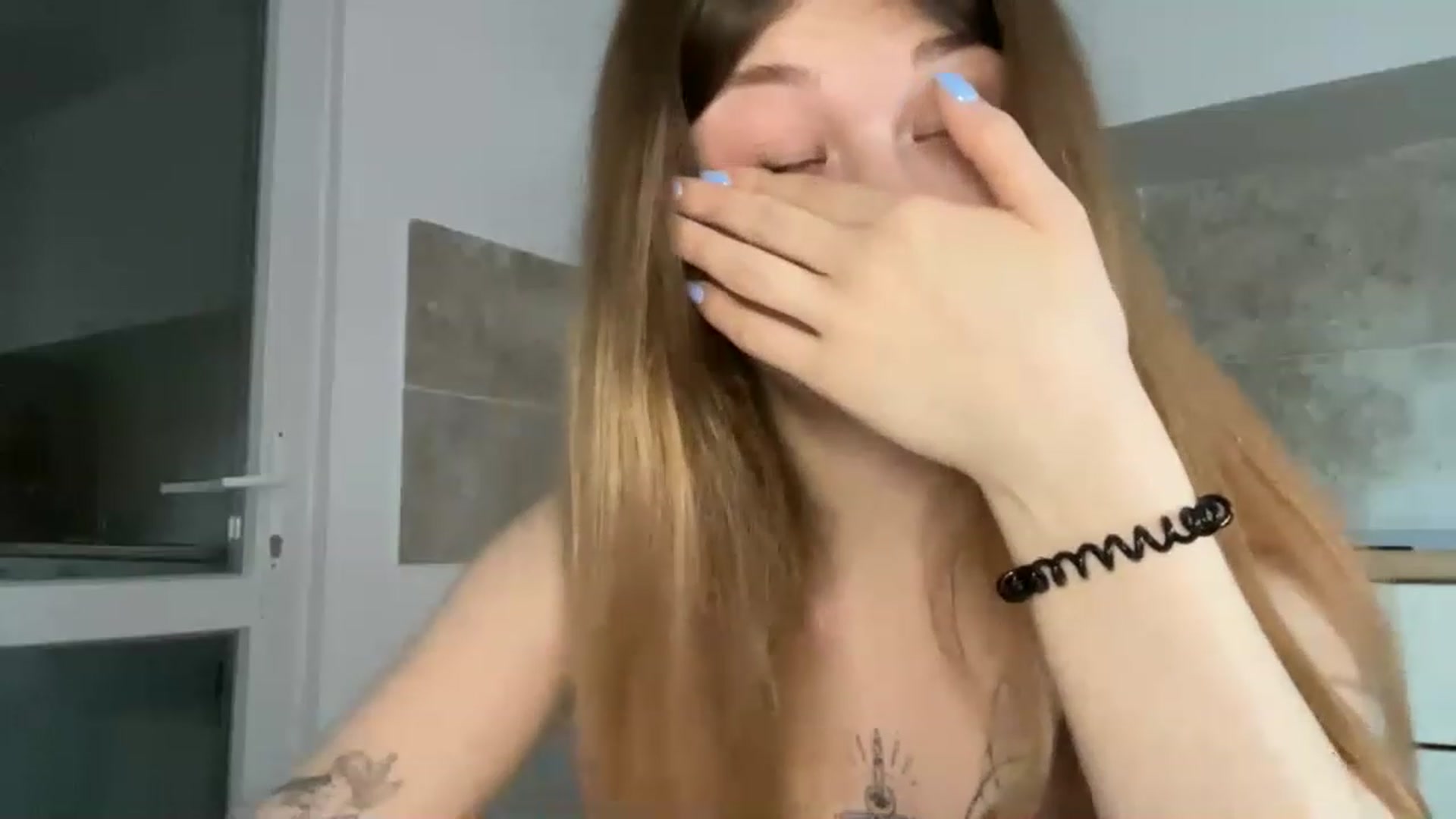 Gallery image thumbnail from Coconut_dream's myfreecams stream on, 06/05/2023, 16:04 image 13 of 20
