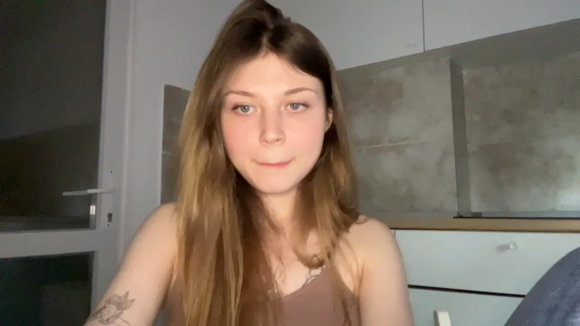 Gallery image thumbnail from Coconut_dream's myfreecams stream on, 06/05/2023, 18:04 image 9 of 20