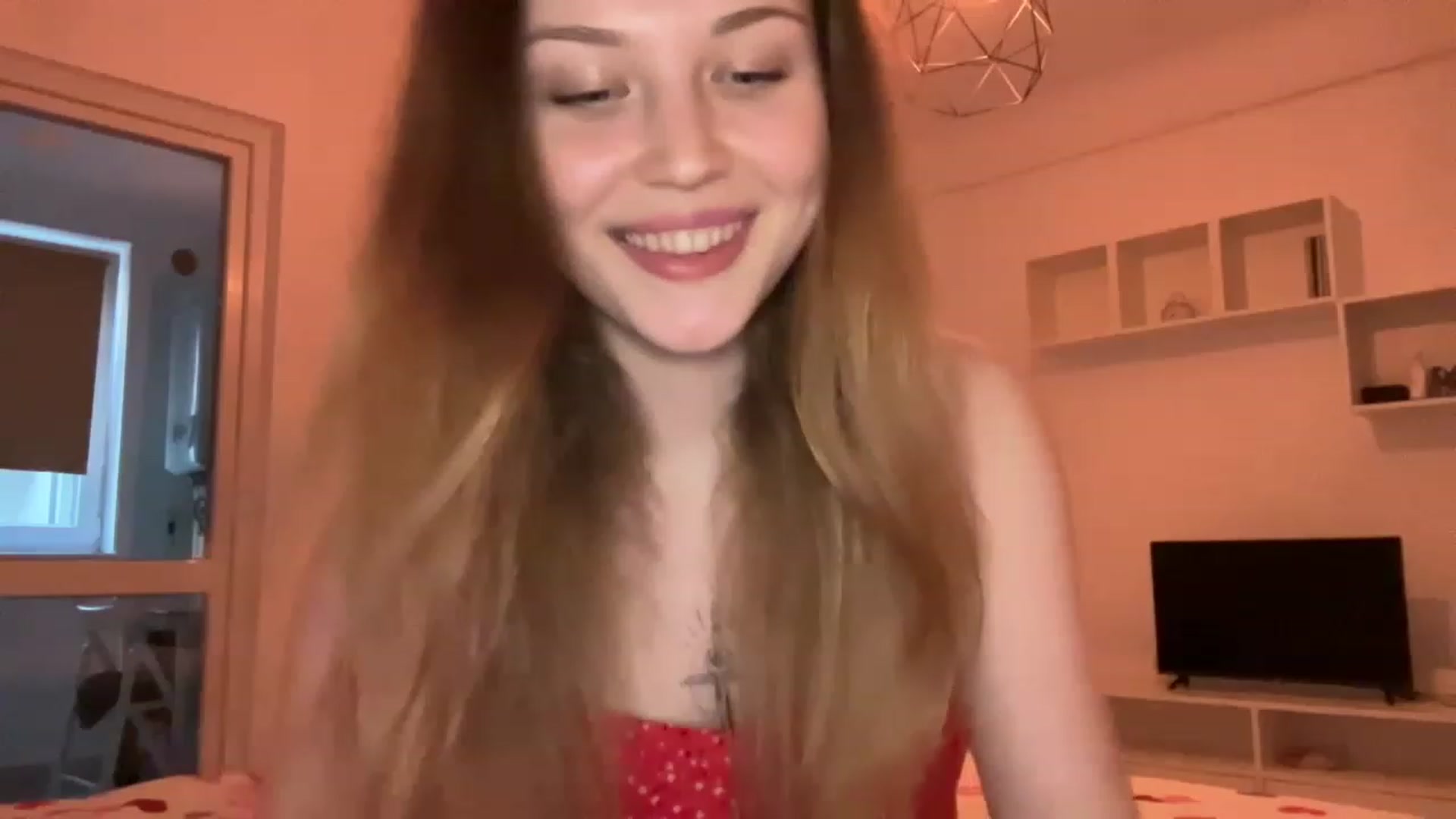 Gallery image thumbnail from Coconut_dream's myfreecams stream on, 06/09/2023, 17:45 image 16 of 20