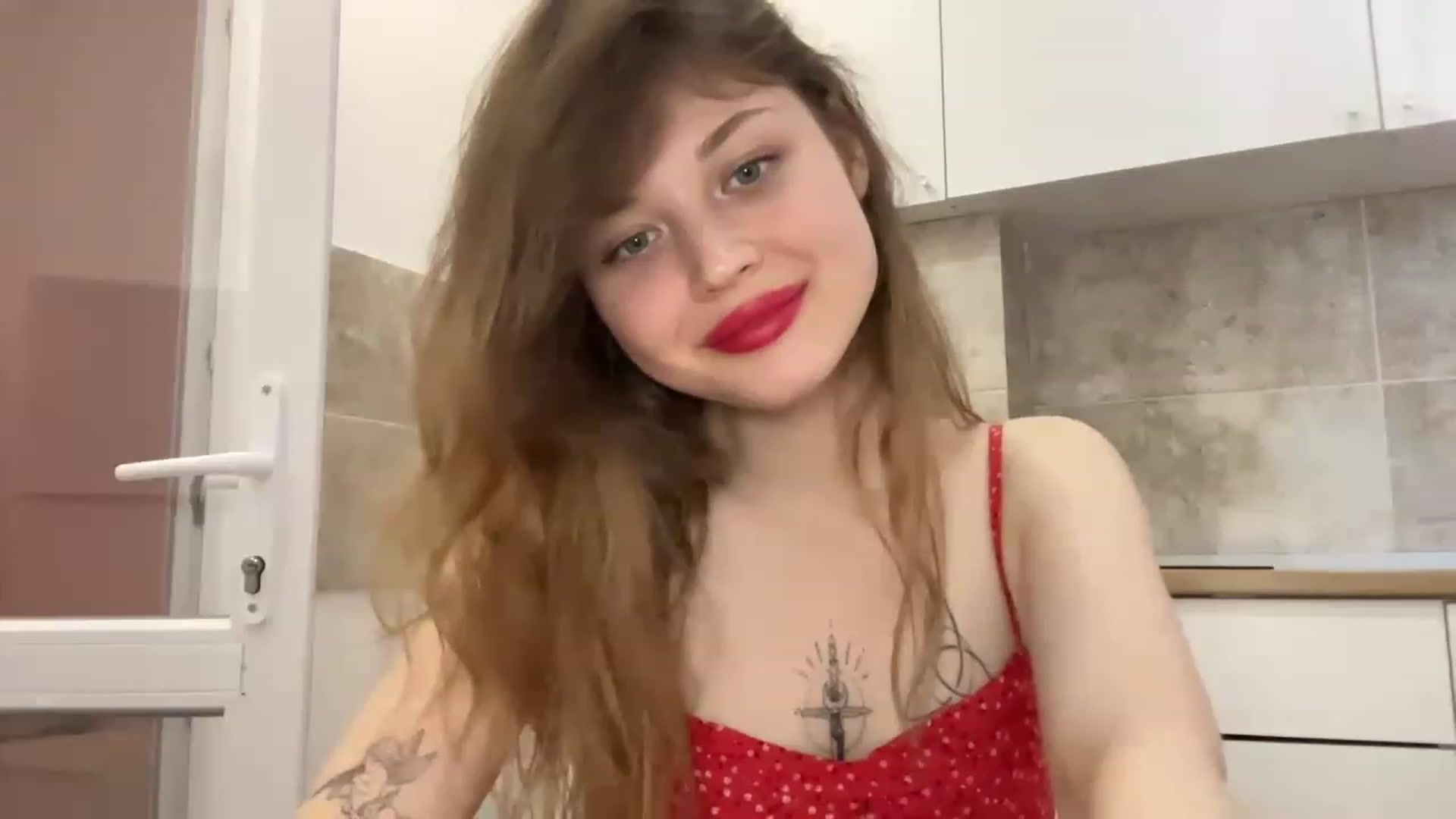 Gallery image thumbnail from Coconut_dream's myfreecams stream on, 06/10/2023, 12:08 image 7 of 20