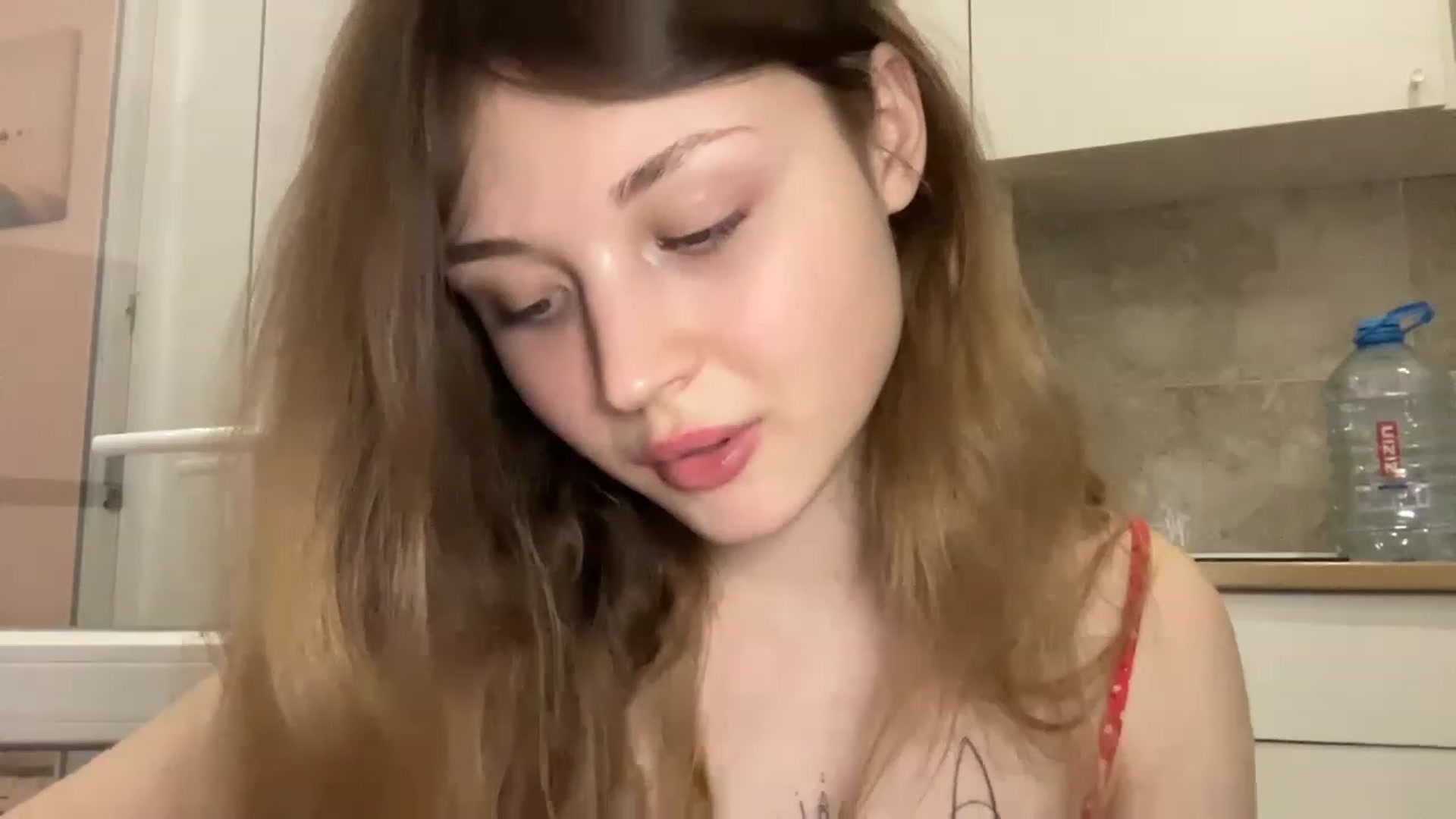 Gallery image thumbnail from Coconut_dream's myfreecams stream on, 06/10/2023, 21:12 image 15 of 20