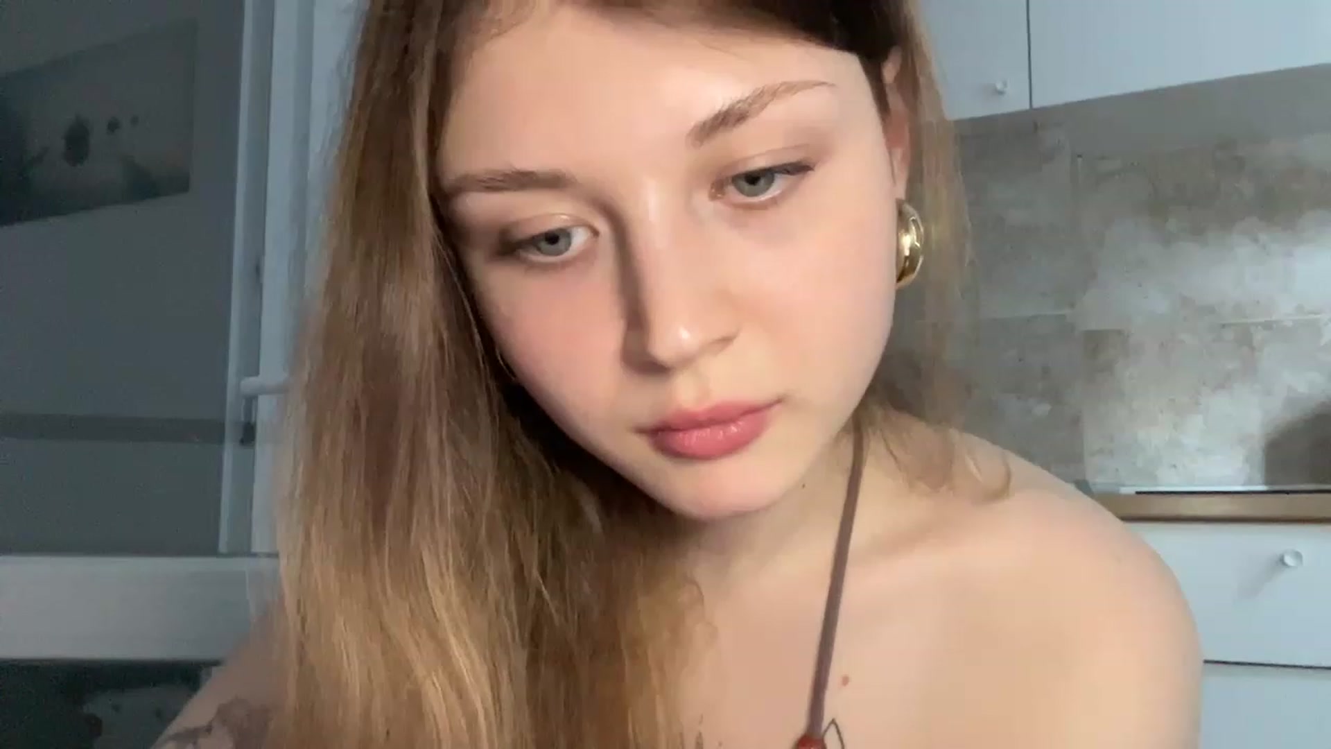 Gallery image thumbnail from Coconut_dream's myfreecams stream on, 06/12/2023, 15:40 image 16 of 20