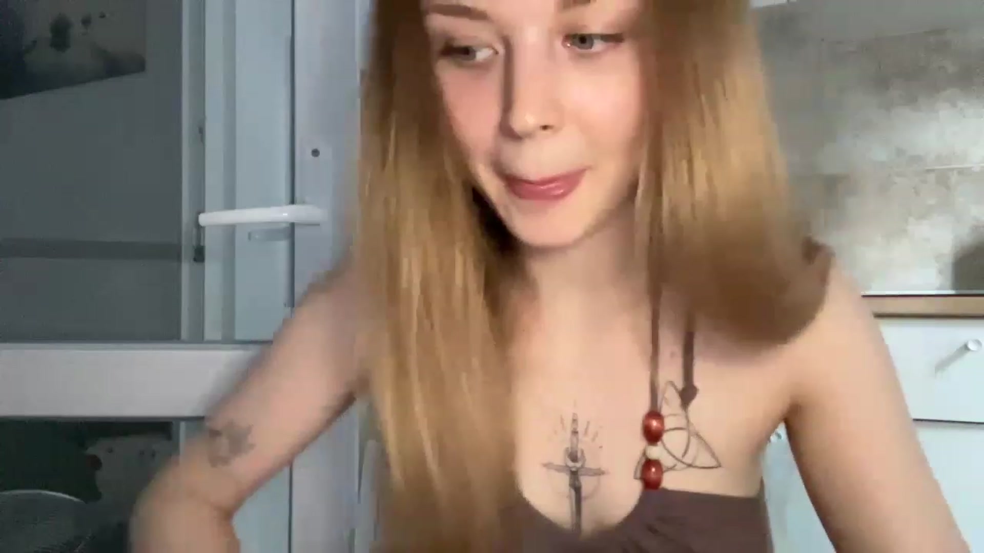 Gallery image thumbnail from Coconut_dream's myfreecams stream on, 06/12/2023, 16:22 image 15 of 20