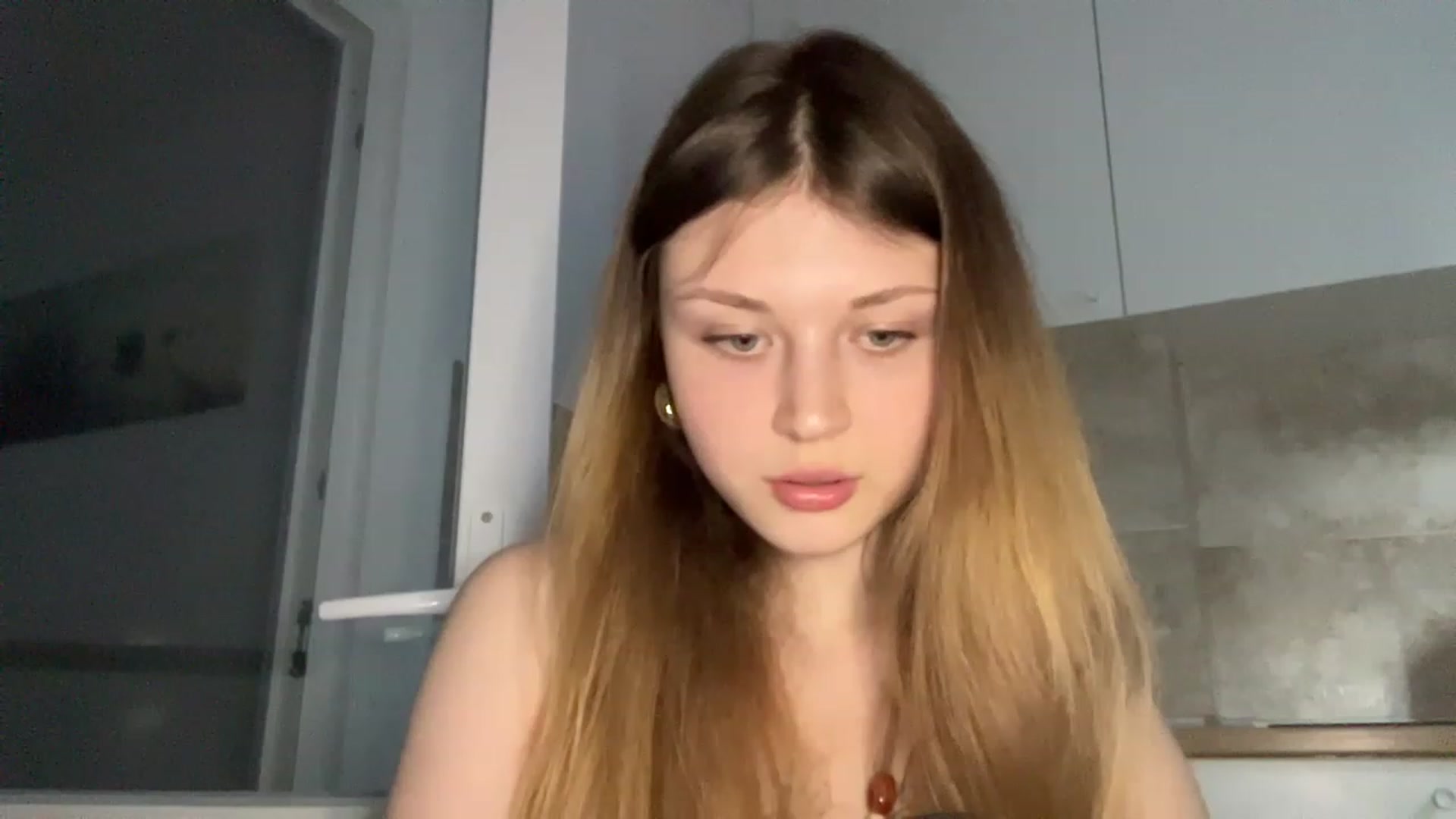 Gallery image thumbnail from Coconut_dream's myfreecams stream on, 06/12/2023, 17:18 image 19 of 20